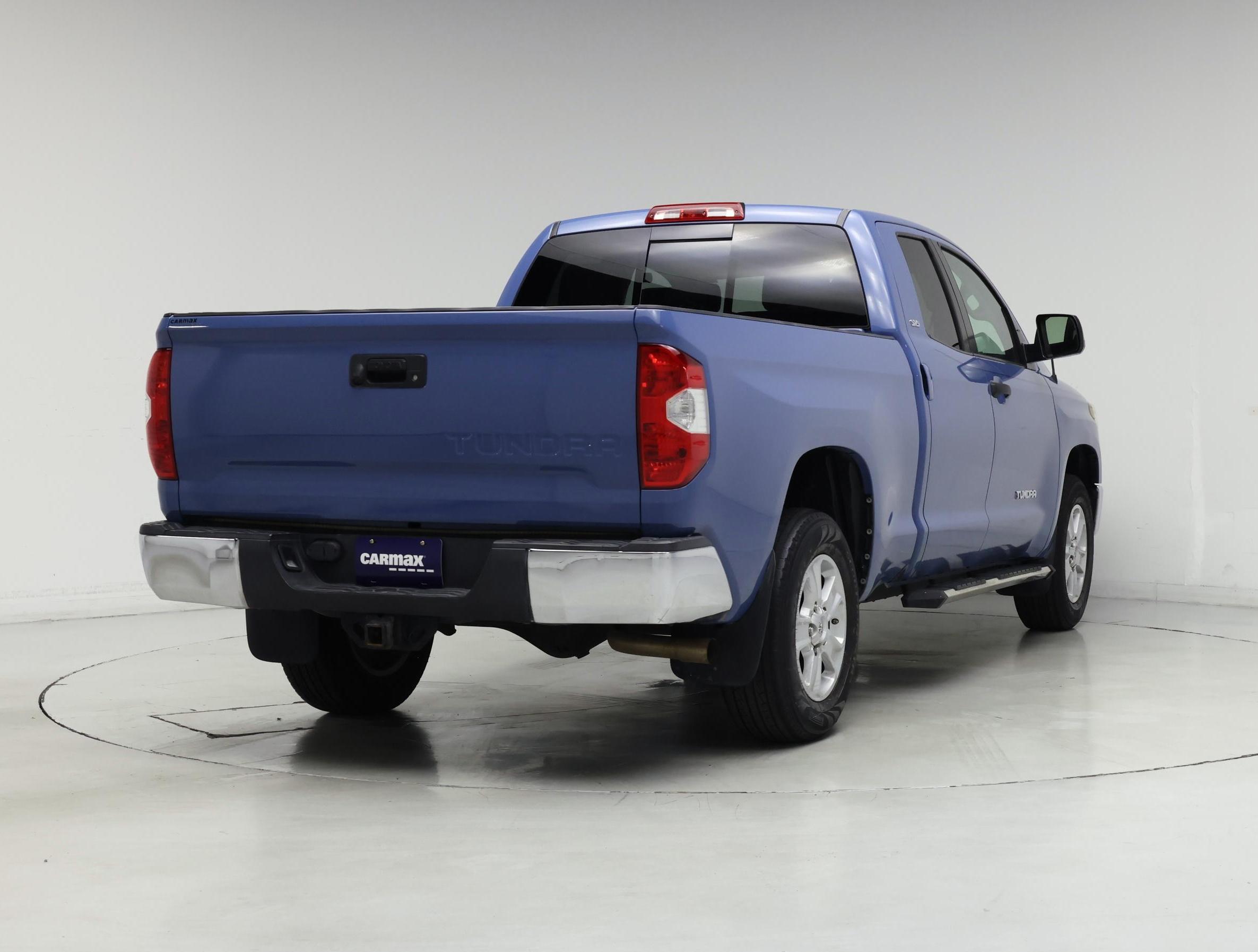 Thumbnail: 2019 Toyota Tundra - 8