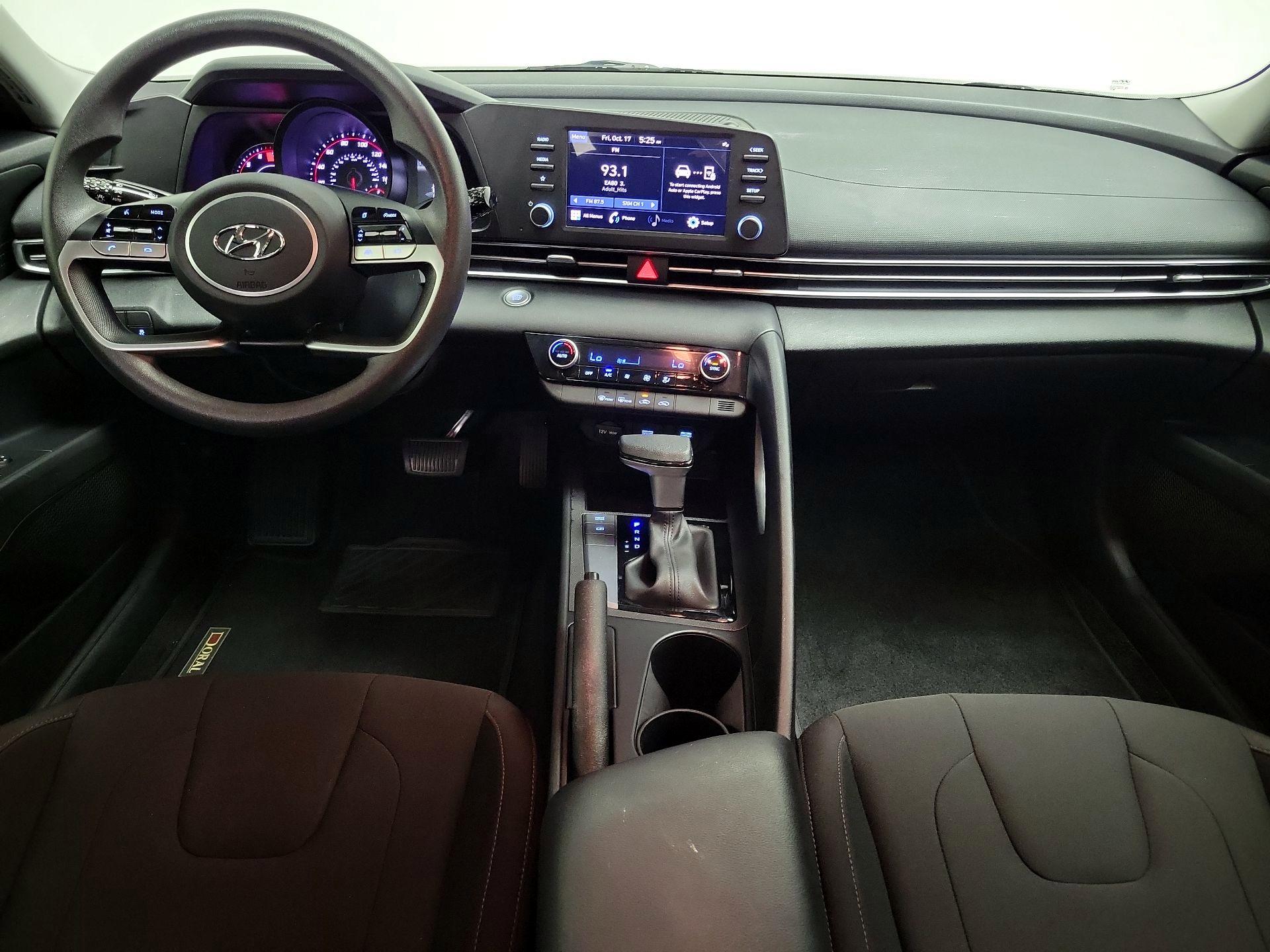 Thumbnail: 2023 Hyundai Elantra - 9