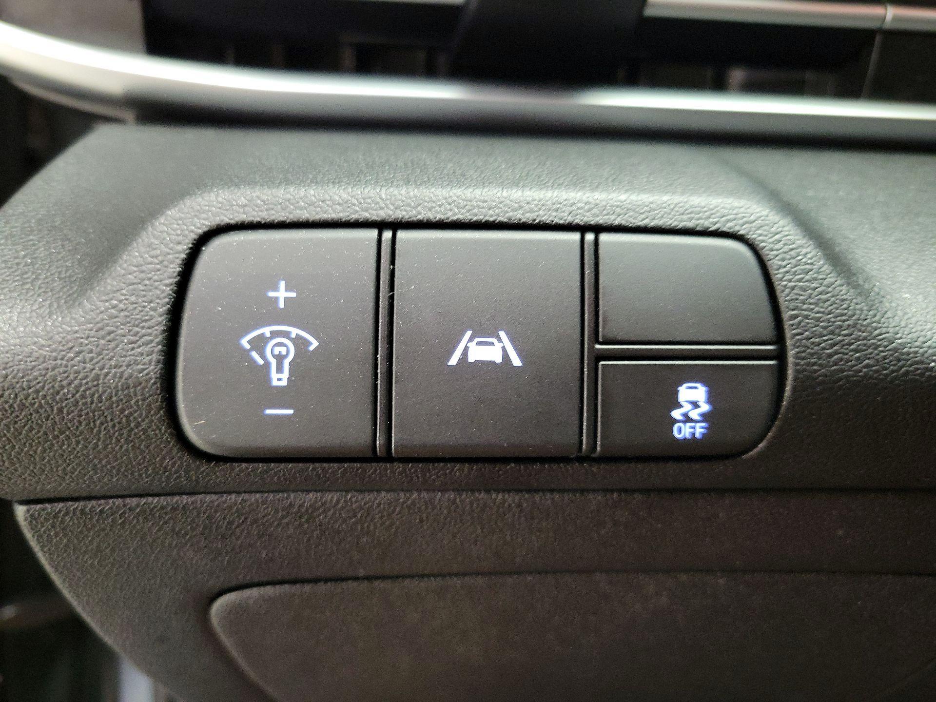 Thumbnail: 2023 Hyundai Elantra - 13