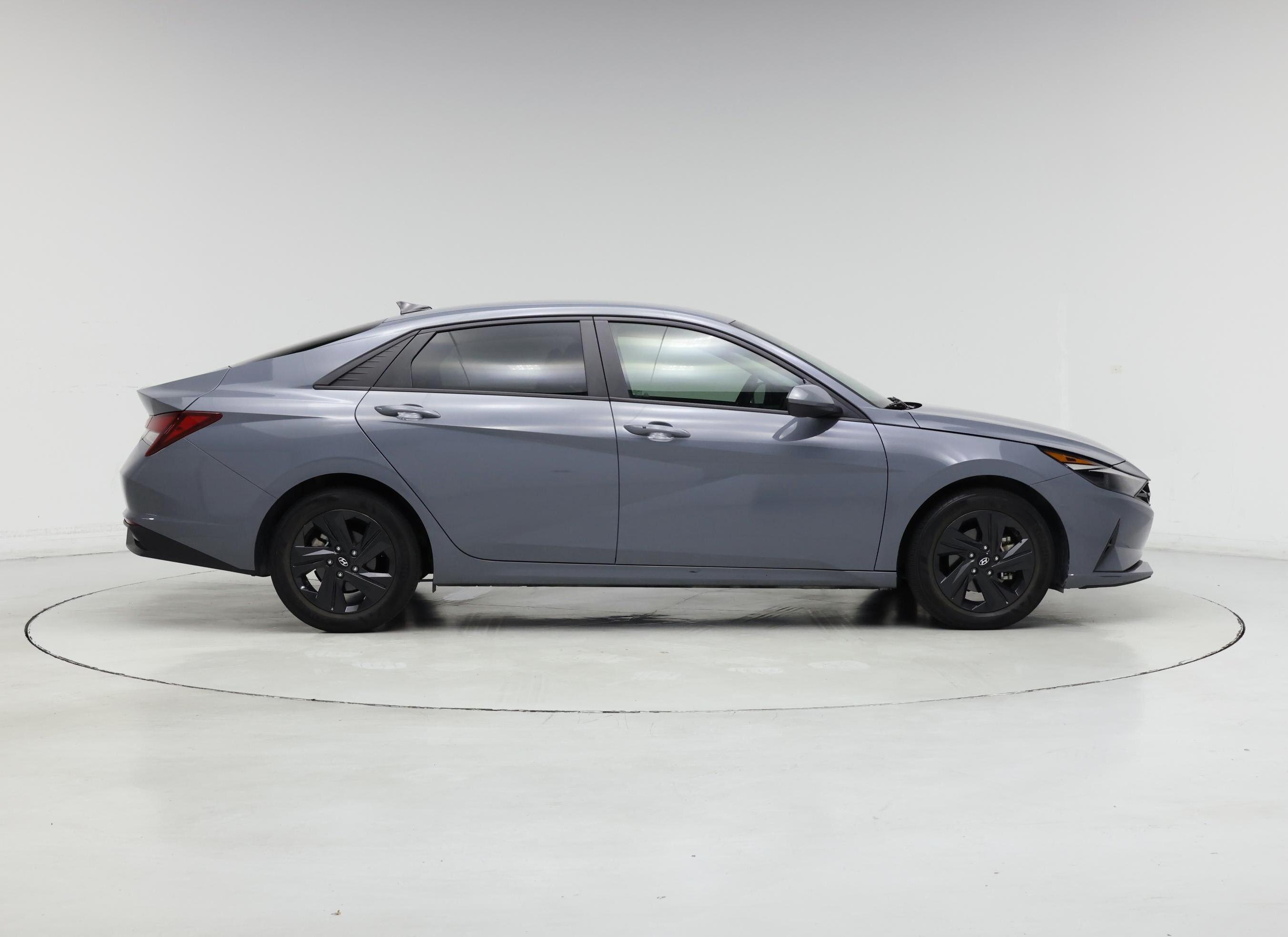 Thumbnail: 2023 Hyundai Elantra - 7