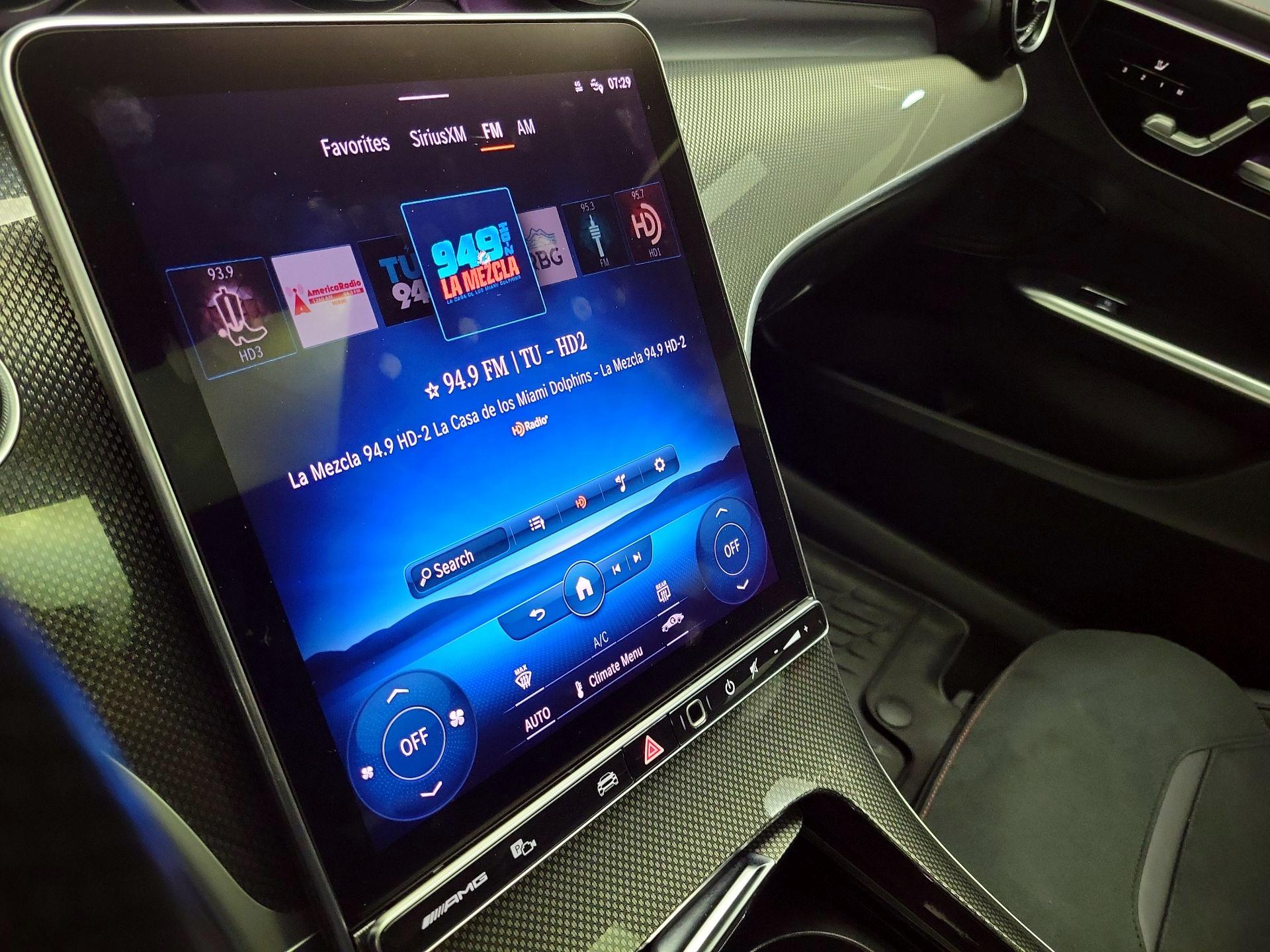 Thumbnail: 2023 Mercedes-Benz C-Class - 15