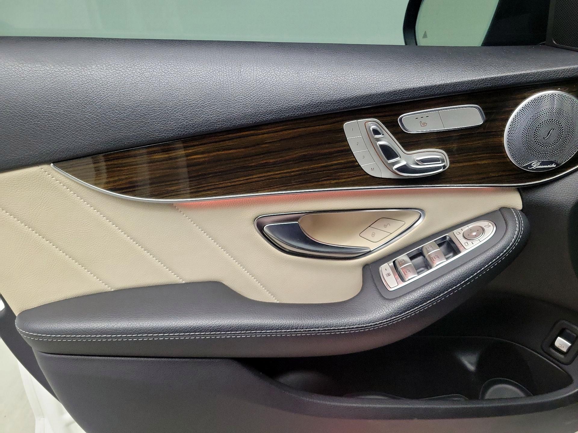 Thumbnail: 2020 Mercedes-Benz C-Class - 12