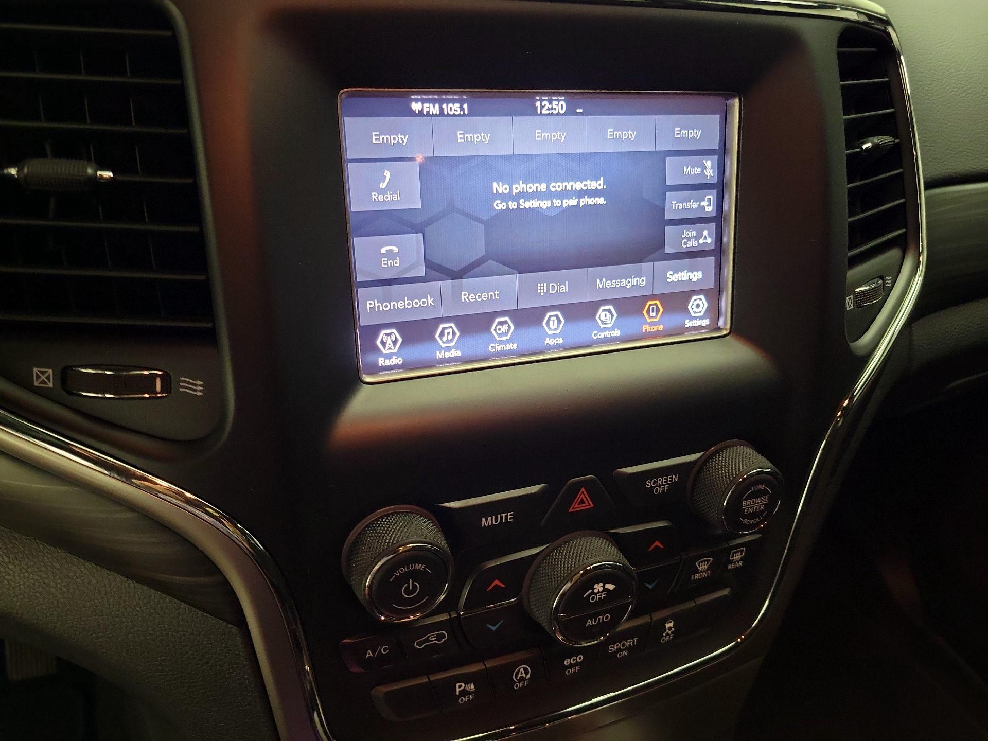 Thumbnail: 2021 Jeep Grand Cherokee - 14