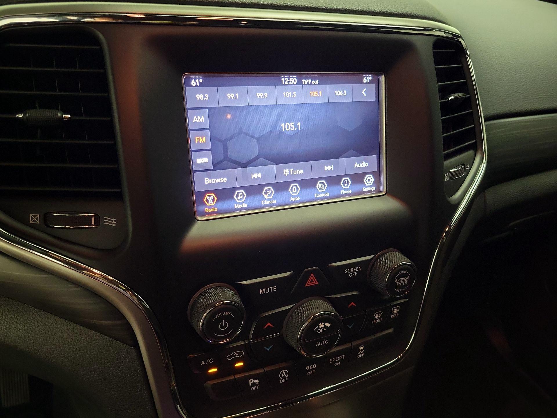 Thumbnail: 2021 Jeep Grand Cherokee - 16