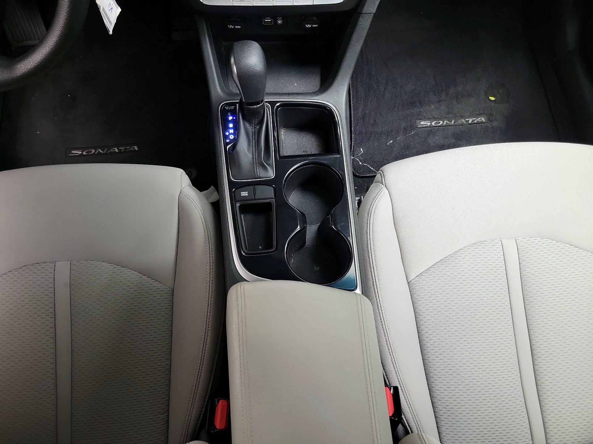 Thumbnail: 2019 Hyundai Sonata - 17