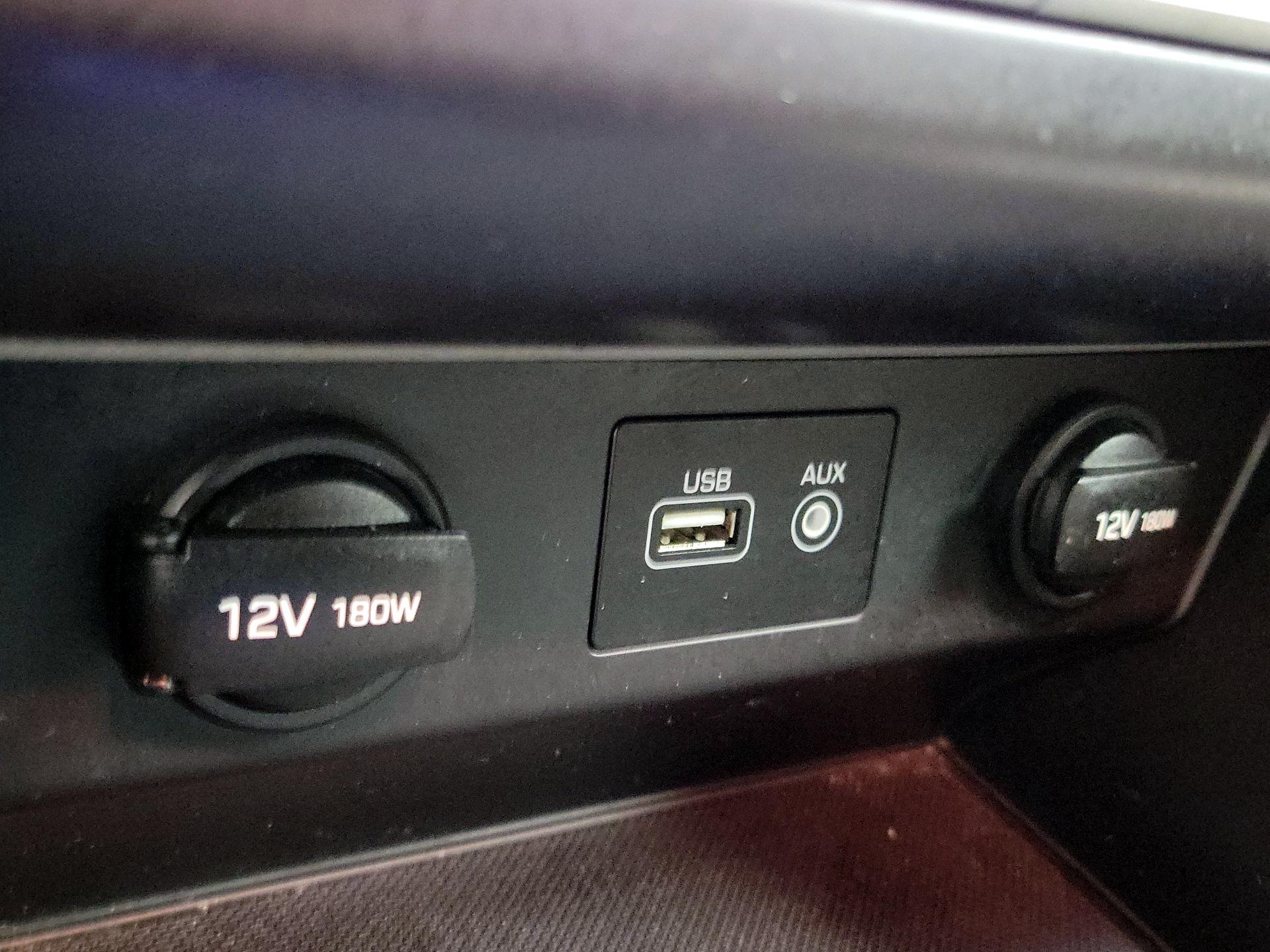 Thumbnail: 2019 Hyundai Sonata - 18