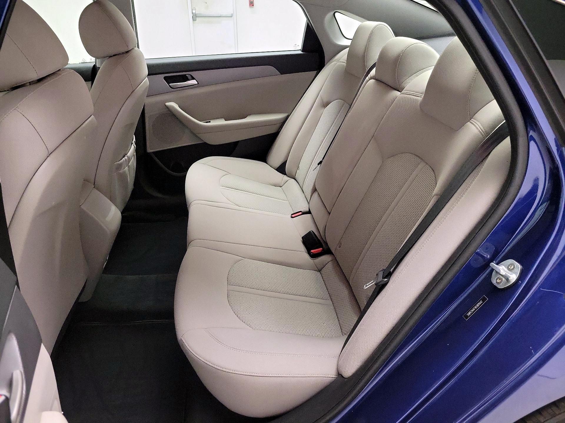 Thumbnail: 2019 Hyundai Sonata - 19