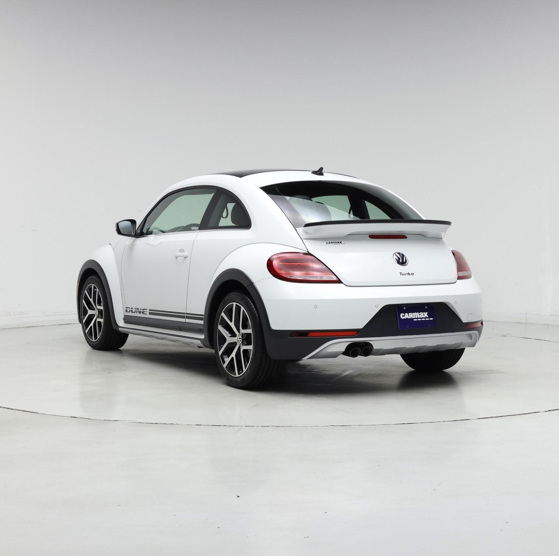 Thumbnail: 2017 Volkswagen Beetle - 2