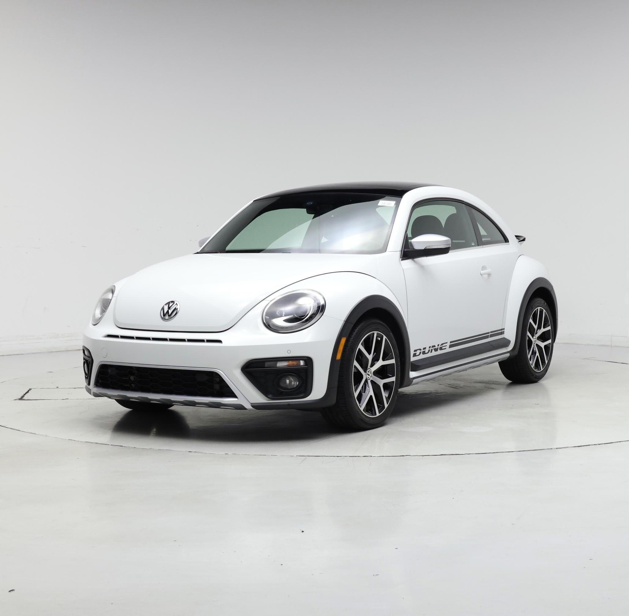 Thumbnail: 2017 Volkswagen Beetle - 4