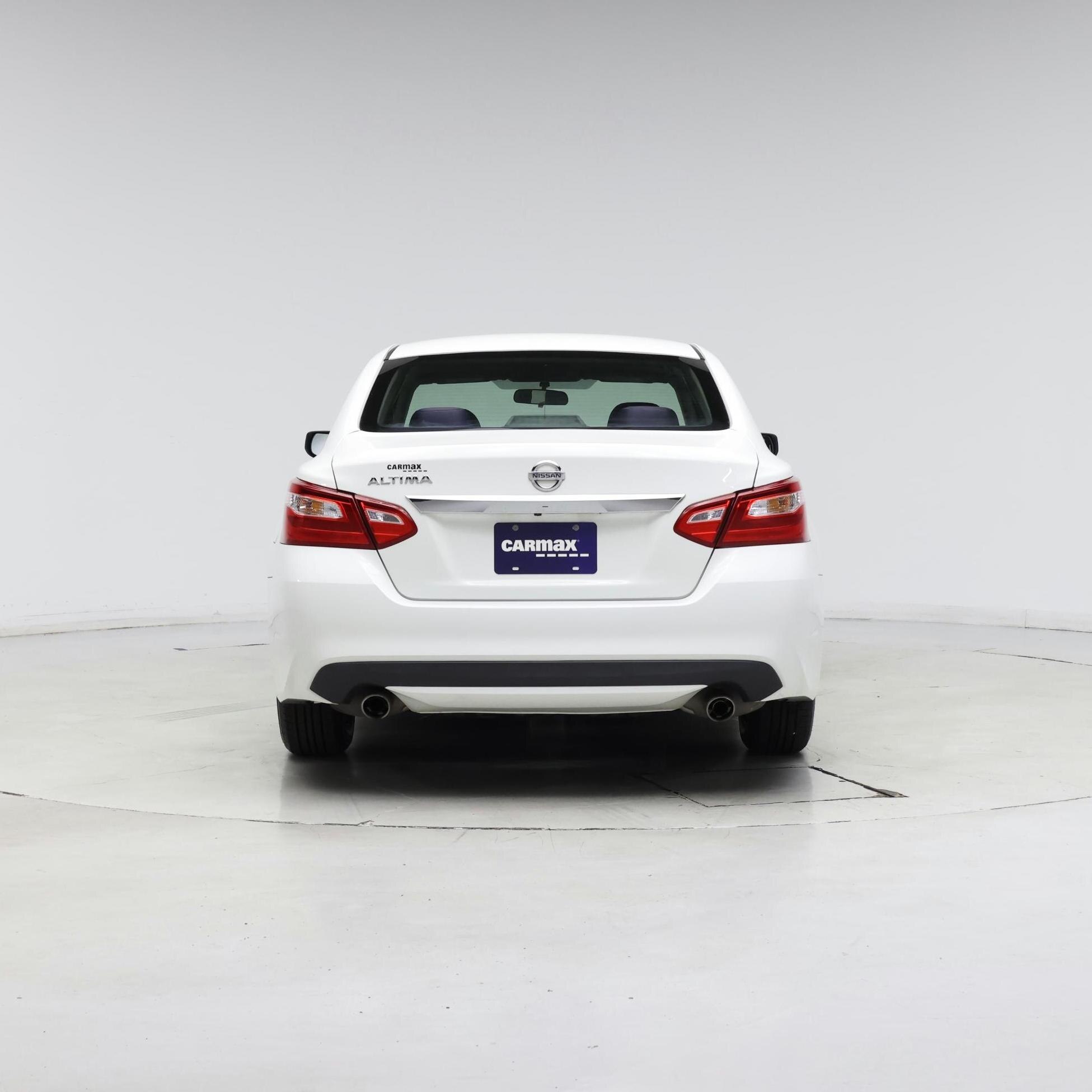 Thumbnail: 2016 Nissan Altima - 6