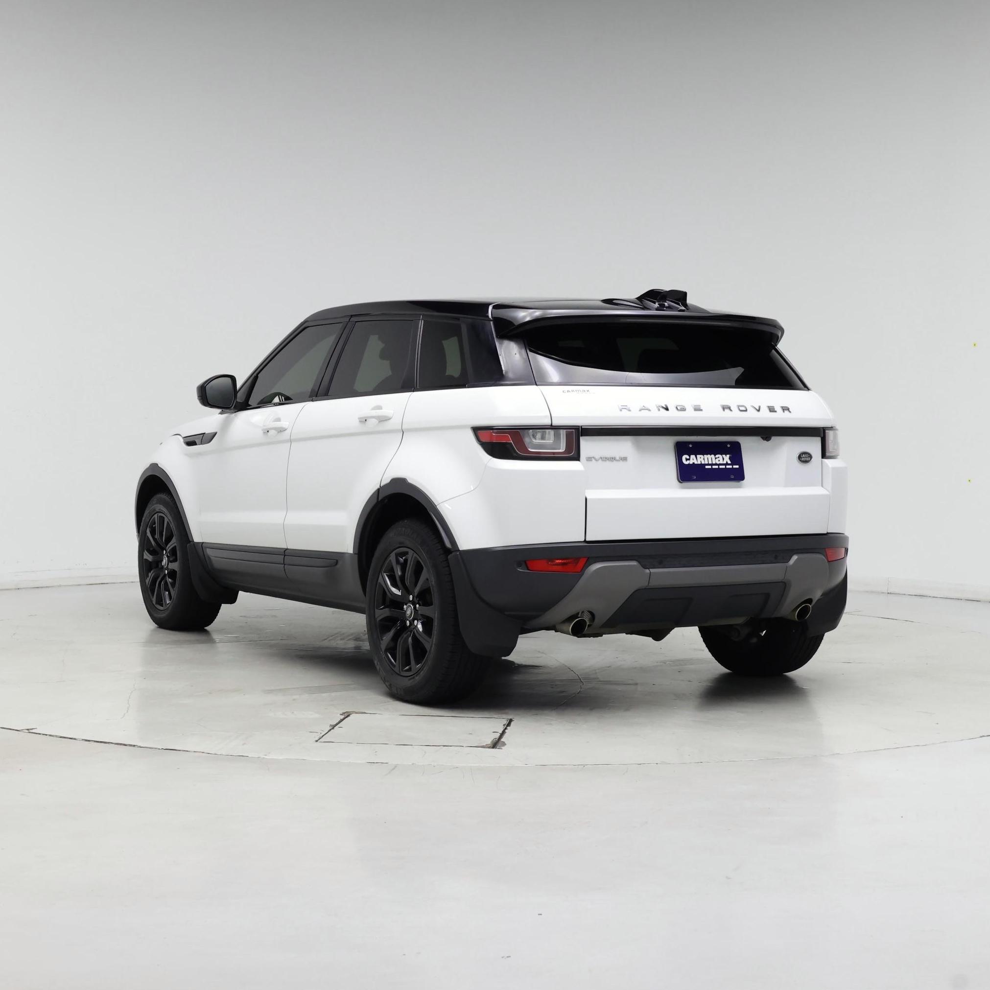 Thumbnail: 2019 Land Rover Range Rover Evoque - 2