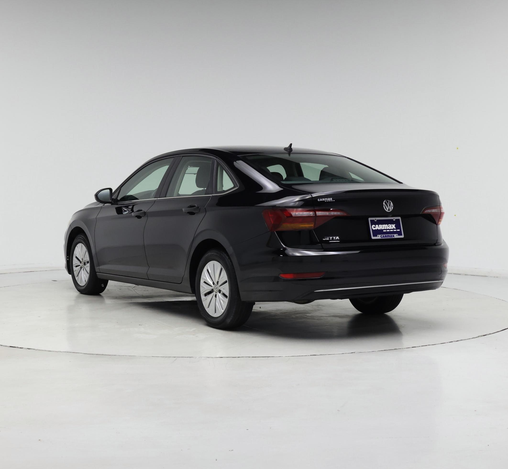 Thumbnail: 2019 Volkswagen Jetta - 2