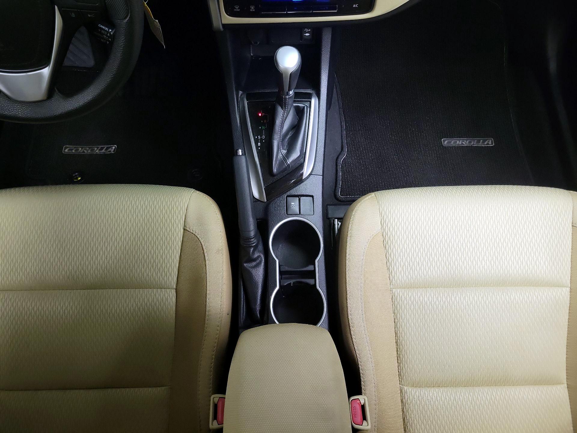 Thumbnail: 2017 Toyota Corolla - 17