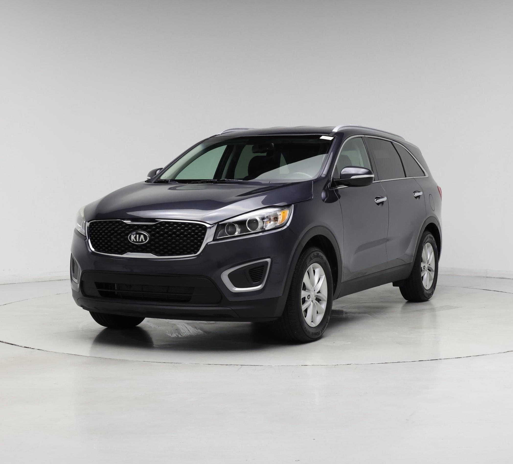 Thumbnail: 2017 Kia Sorento - 4
