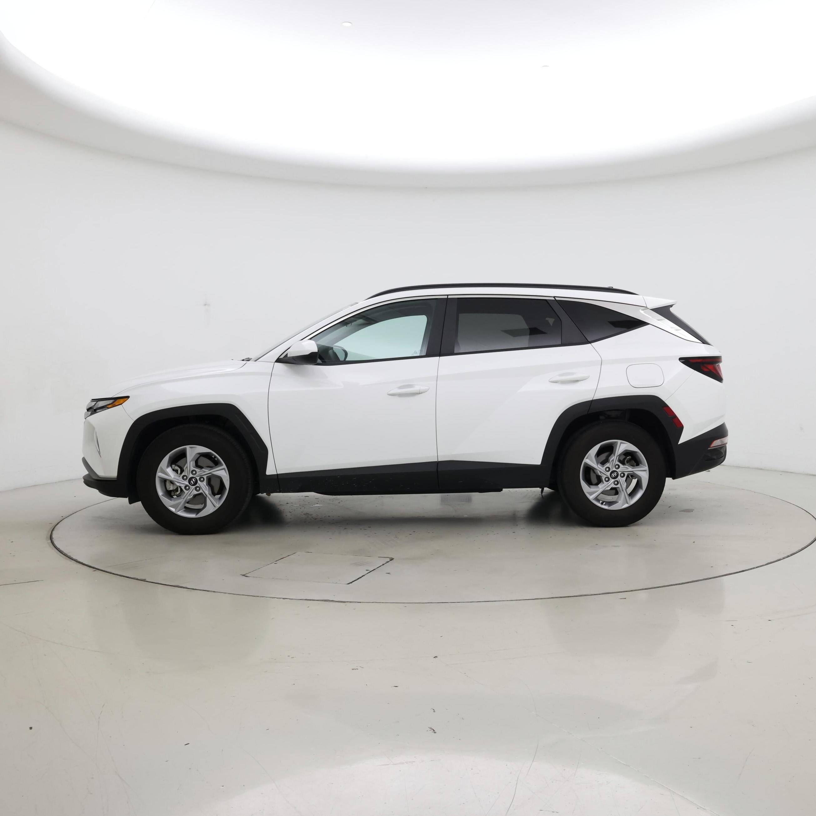 Thumbnail: 2024 Hyundai Tucson - 3