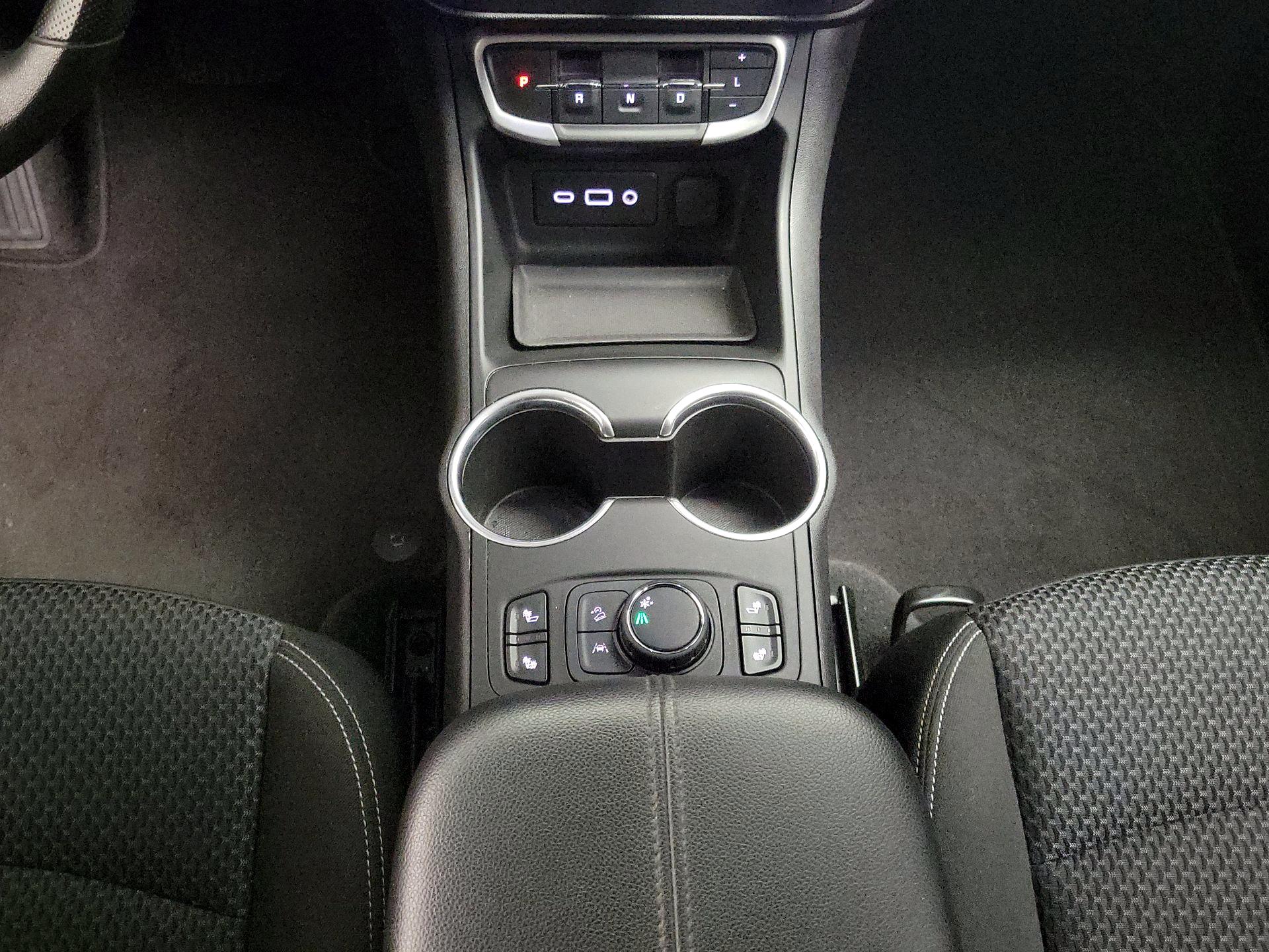 Thumbnail: 2022 GMC Terrain - 17