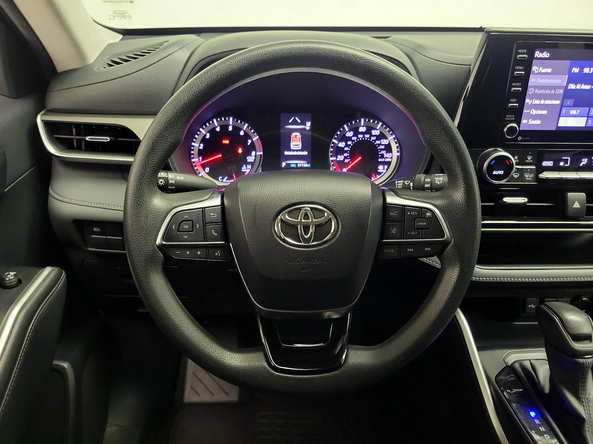 Thumbnail: 2021 Toyota Highlander - 10