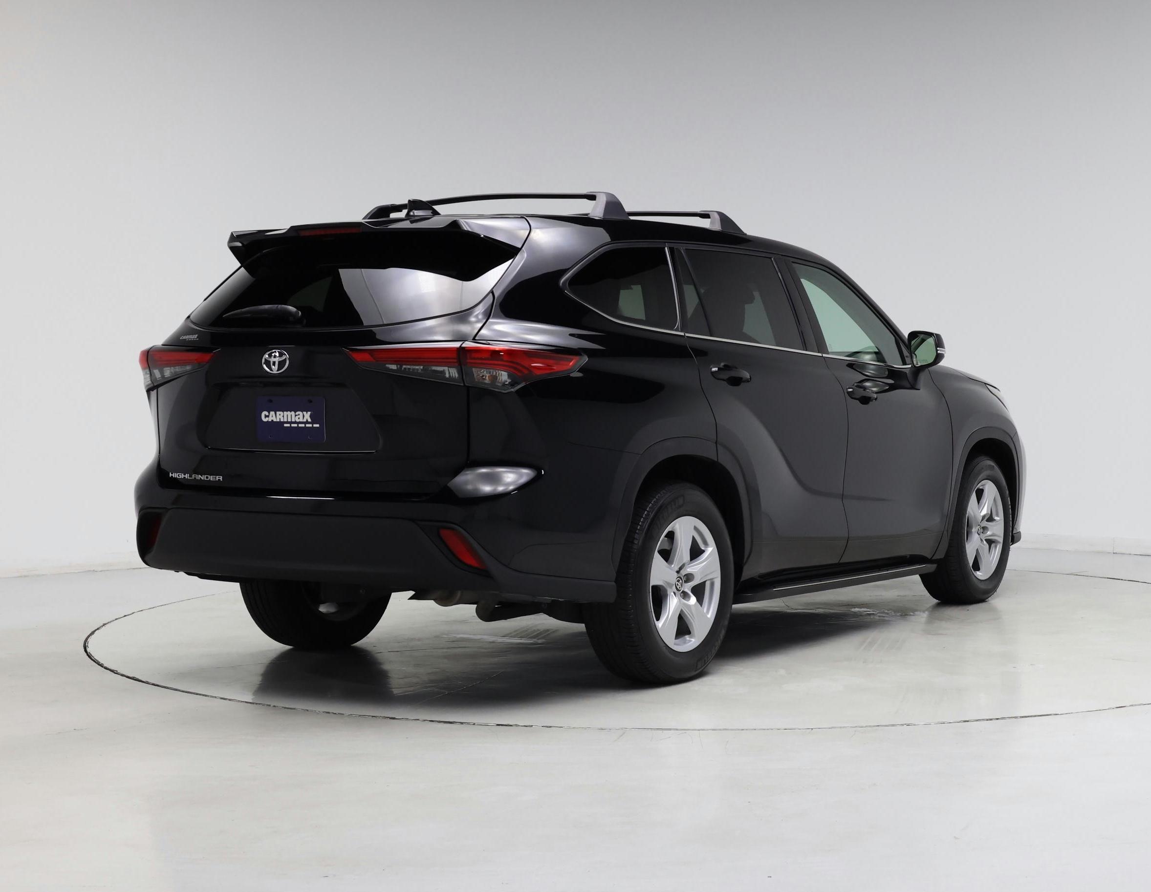 Thumbnail: 2021 Toyota Highlander - 8