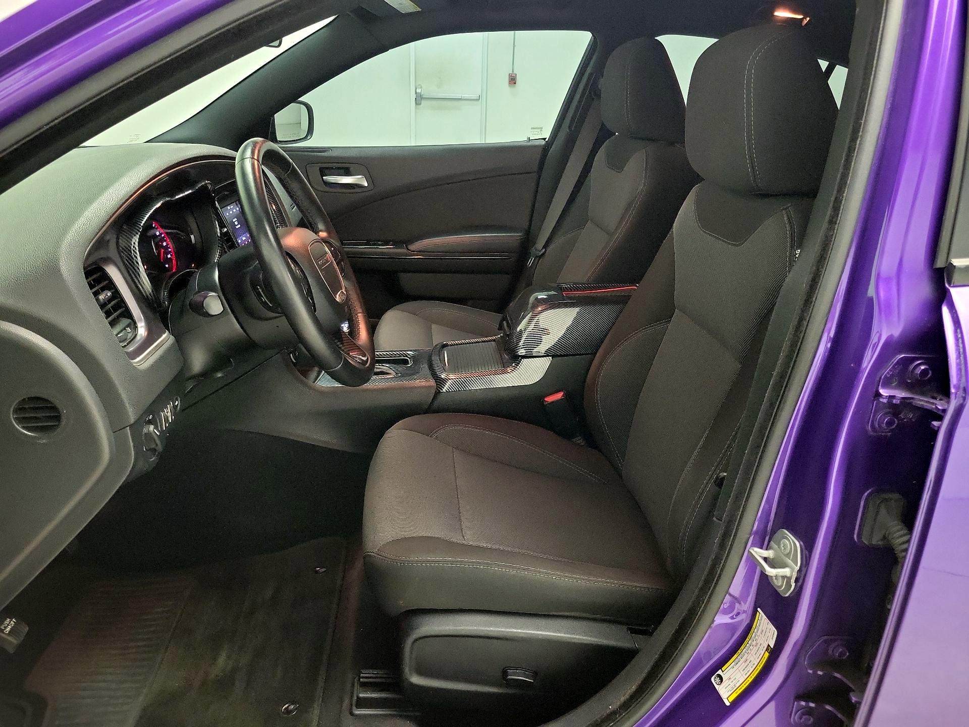 Thumbnail: 2018 Dodge Charger - 11