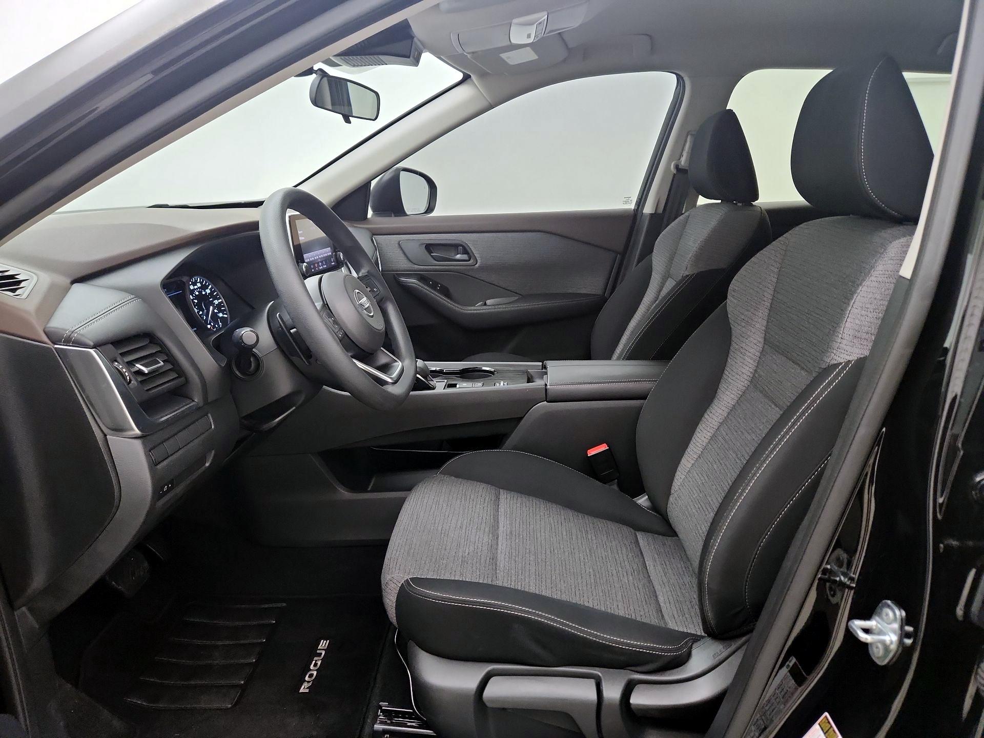 Thumbnail: 2021 Nissan Rogue - 11