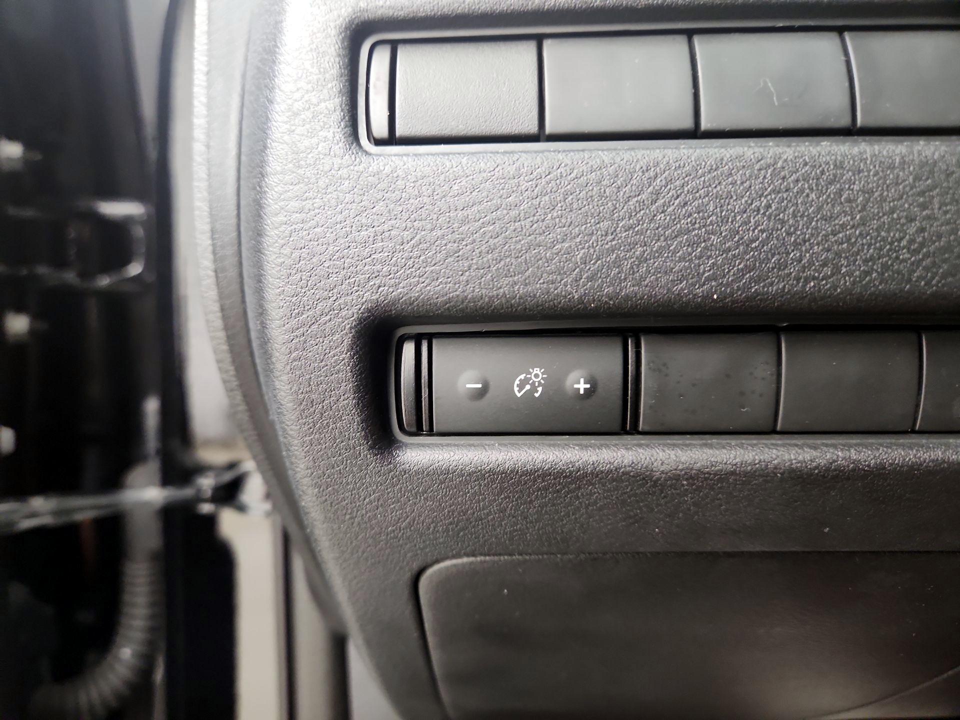 Thumbnail: 2021 Nissan Rogue - 13