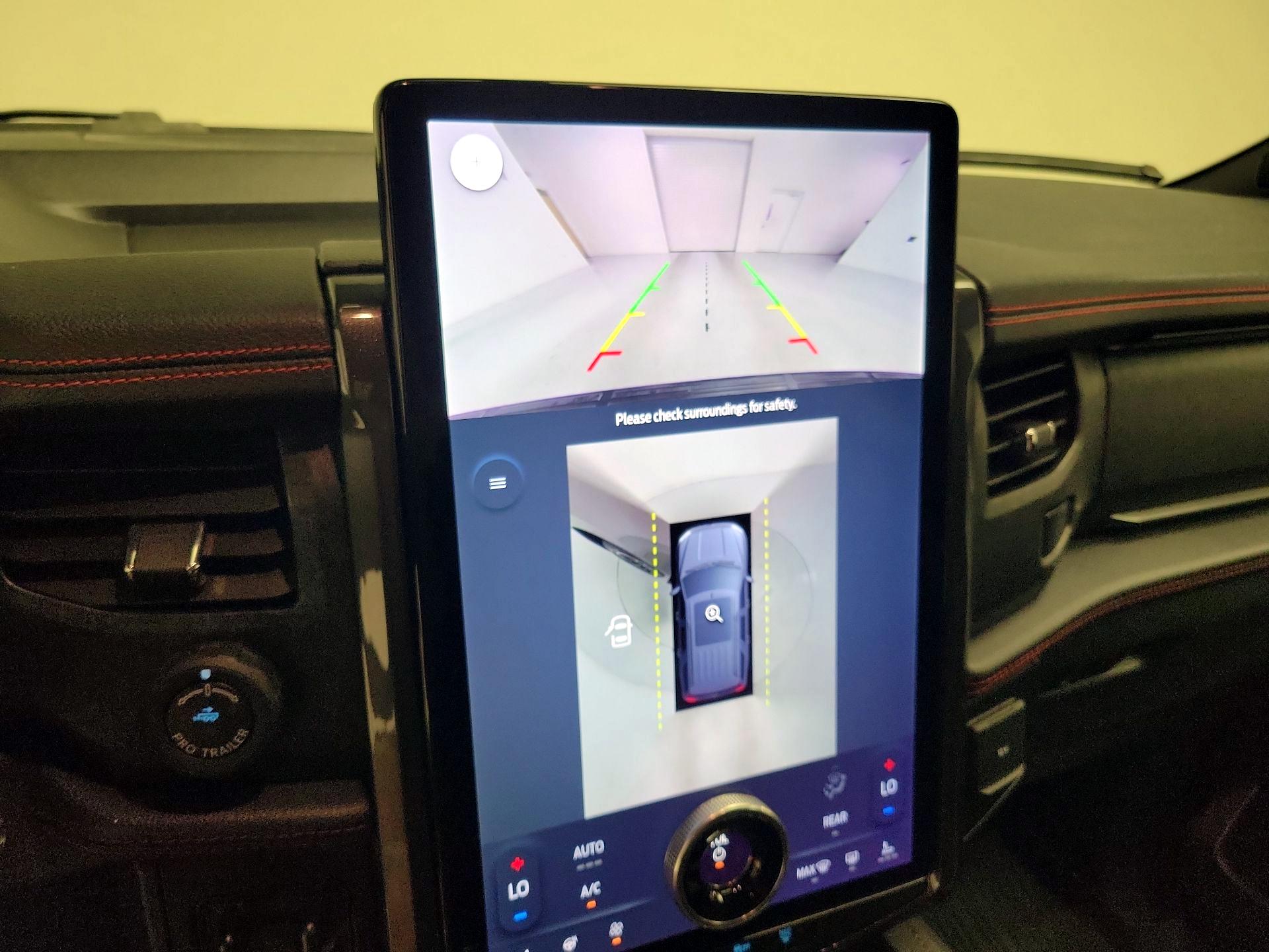 Thumbnail: 2023 Ford Expedition MAX - 15