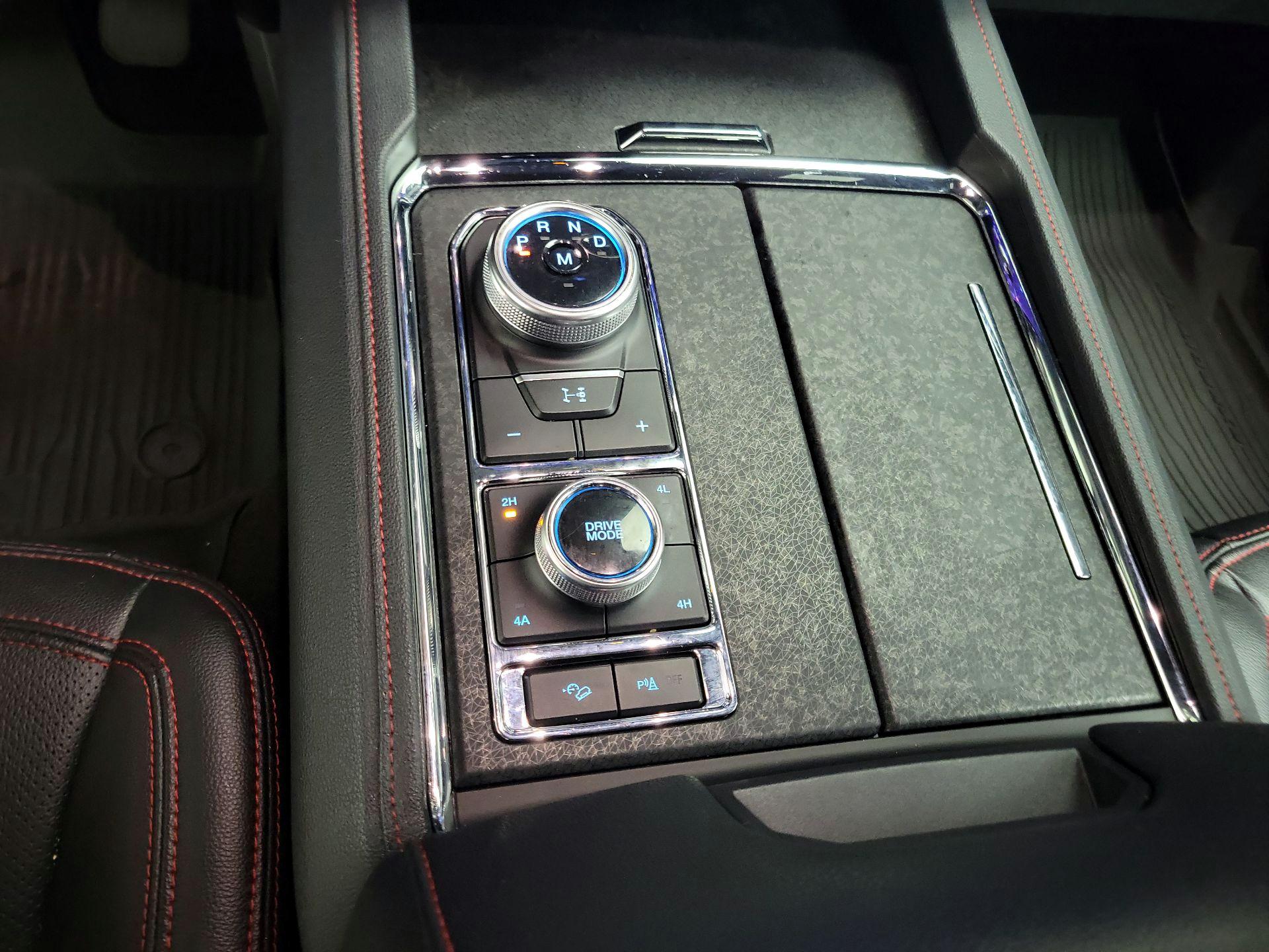 Thumbnail: 2023 Ford Expedition MAX - 18