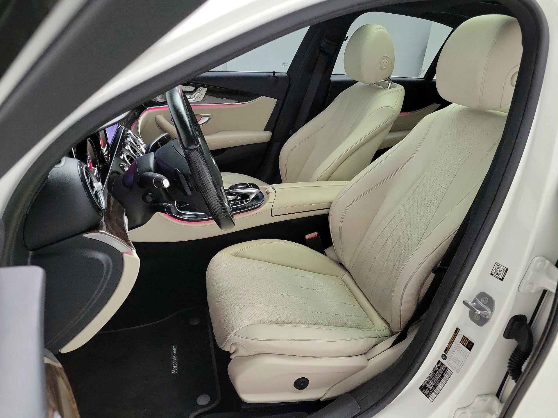 Thumbnail: 2017 Mercedes-Benz E-Class - 11