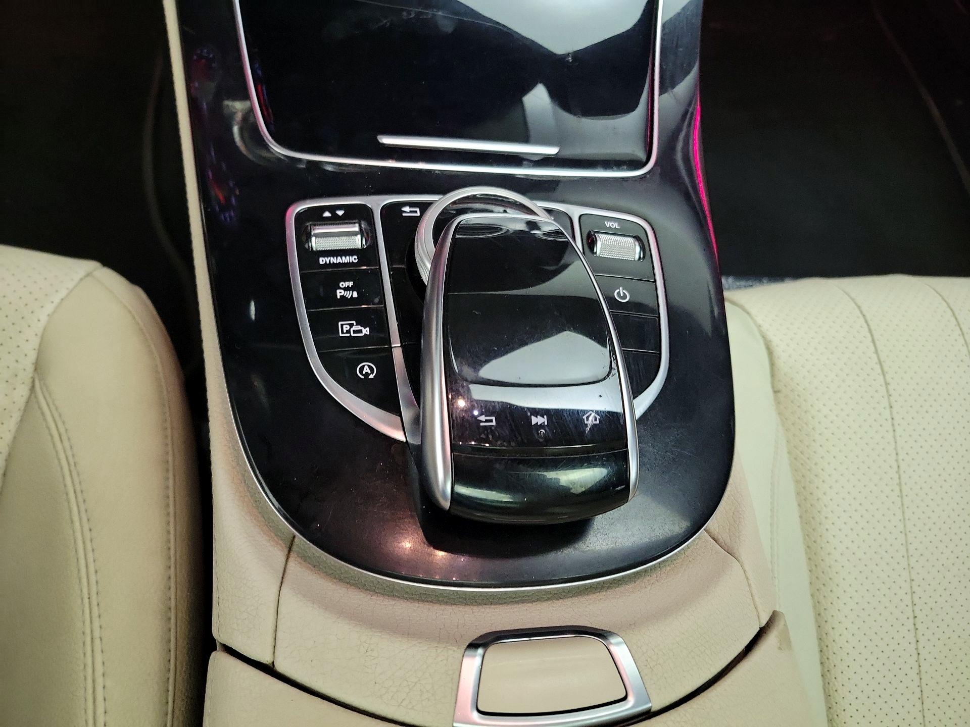 Thumbnail: 2017 Mercedes-Benz E-Class - 18