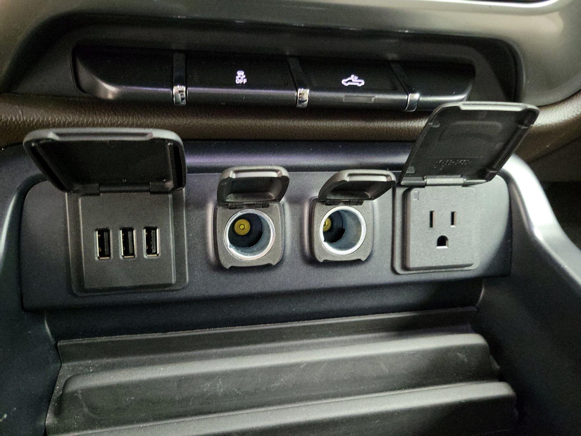 Thumbnail: 2014 Chevrolet Silverado 1500 - 19