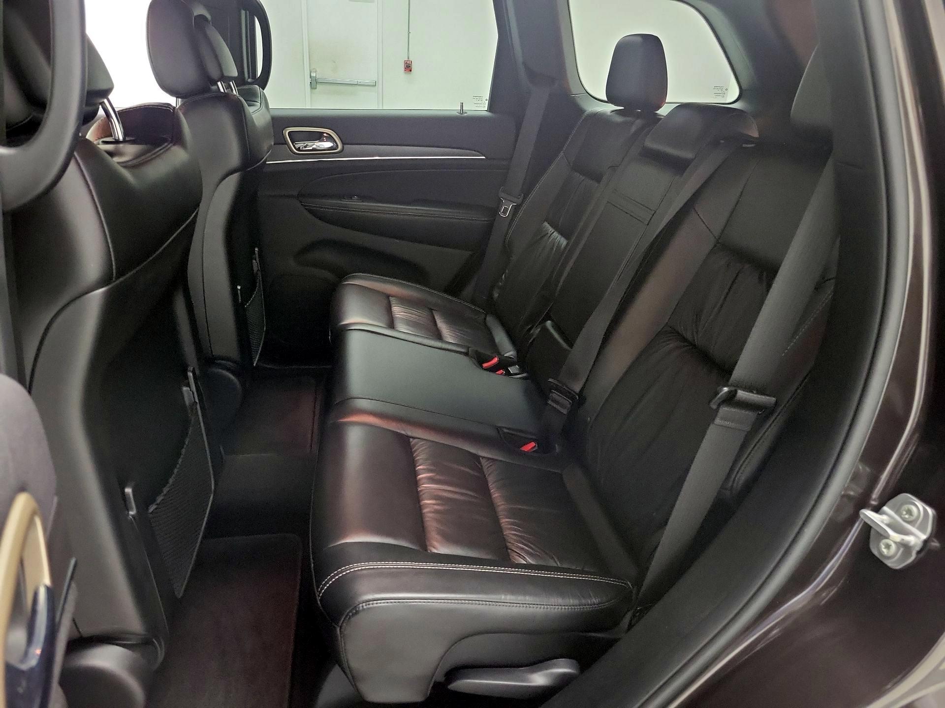 Thumbnail: 2016 Jeep Grand Cherokee - 19