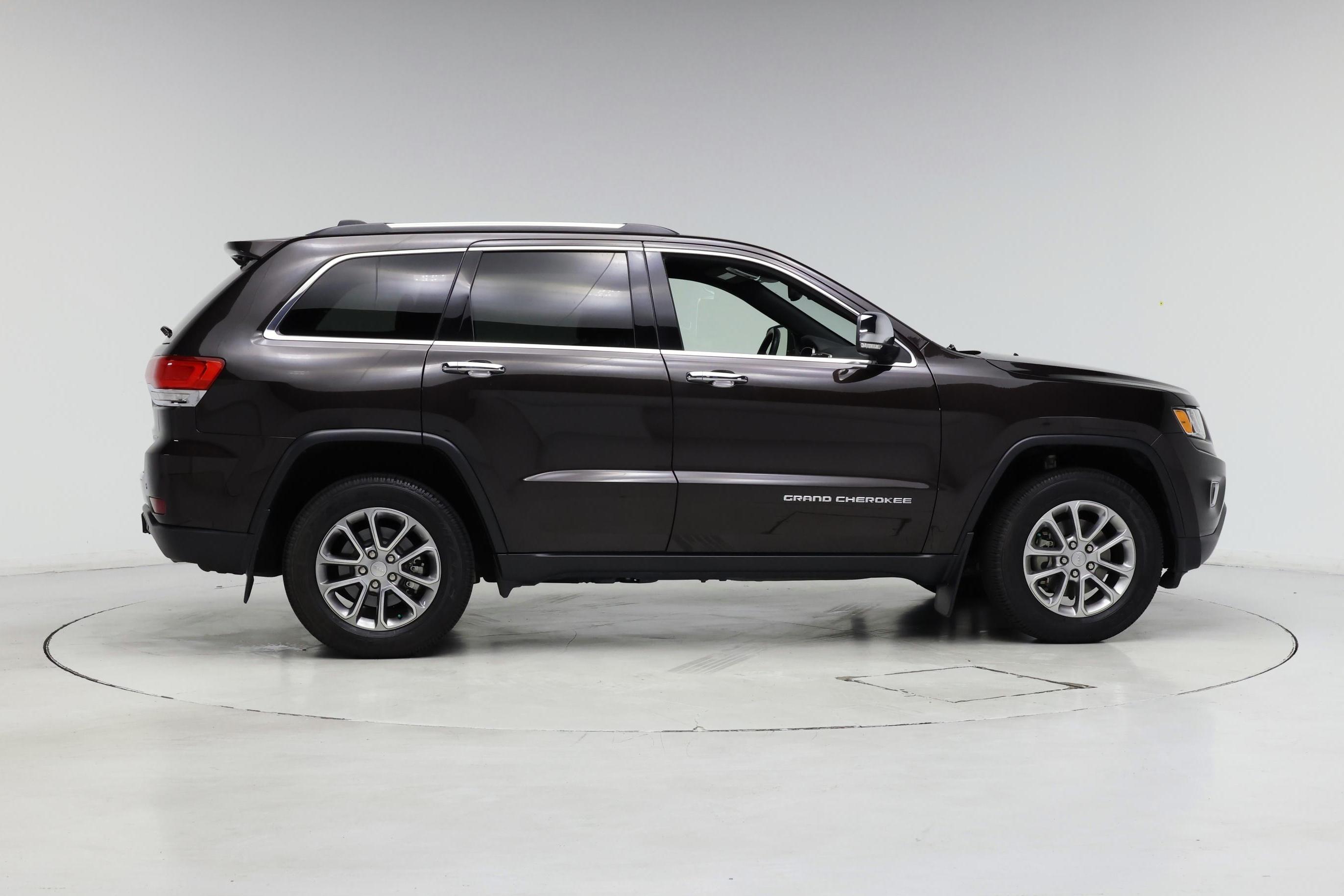 Thumbnail: 2016 Jeep Grand Cherokee - 7
