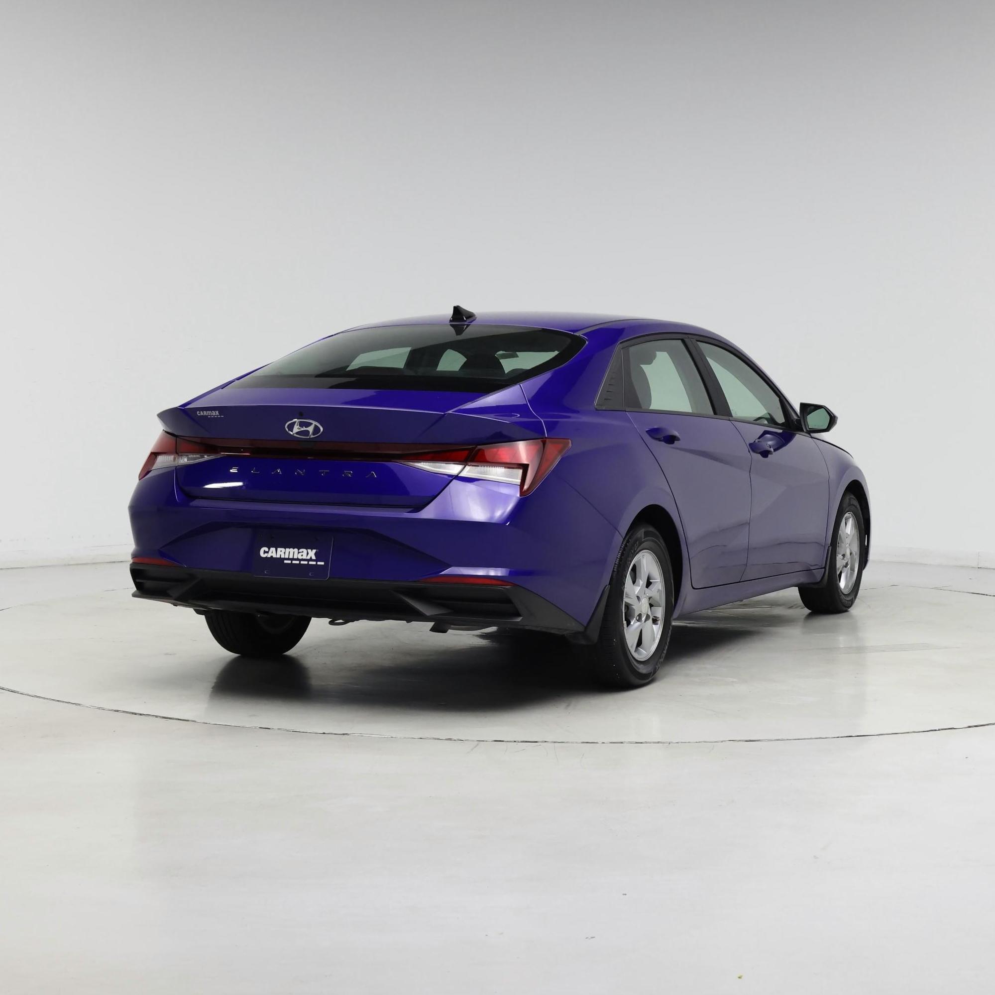 Thumbnail: 2022 Hyundai Elantra - 8