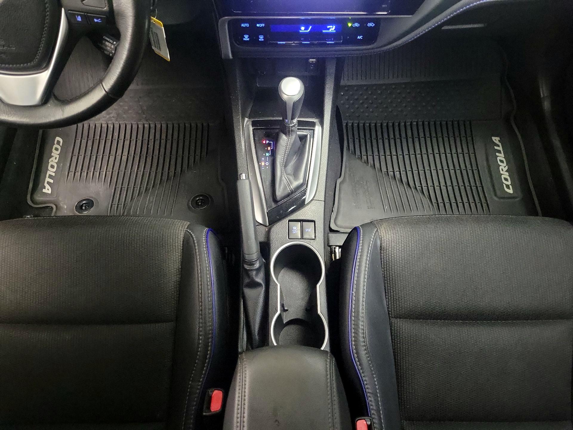 Thumbnail: 2017 Toyota Corolla - 17