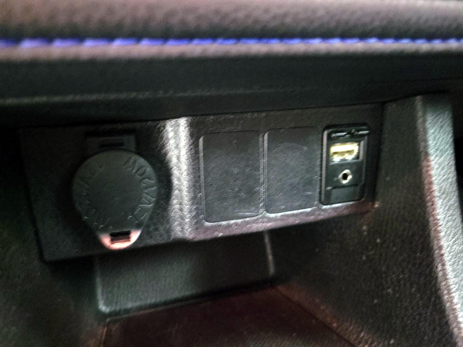 Thumbnail: 2017 Toyota Corolla - 18