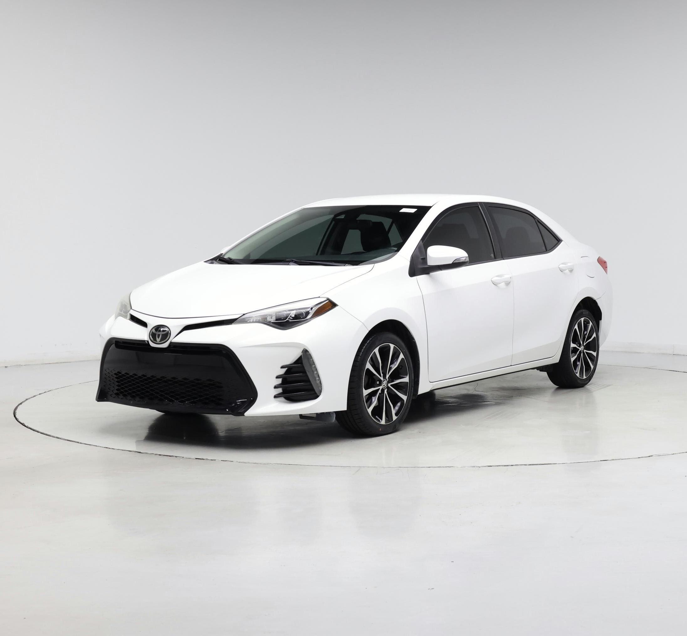 Thumbnail: 2017 Toyota Corolla - 4