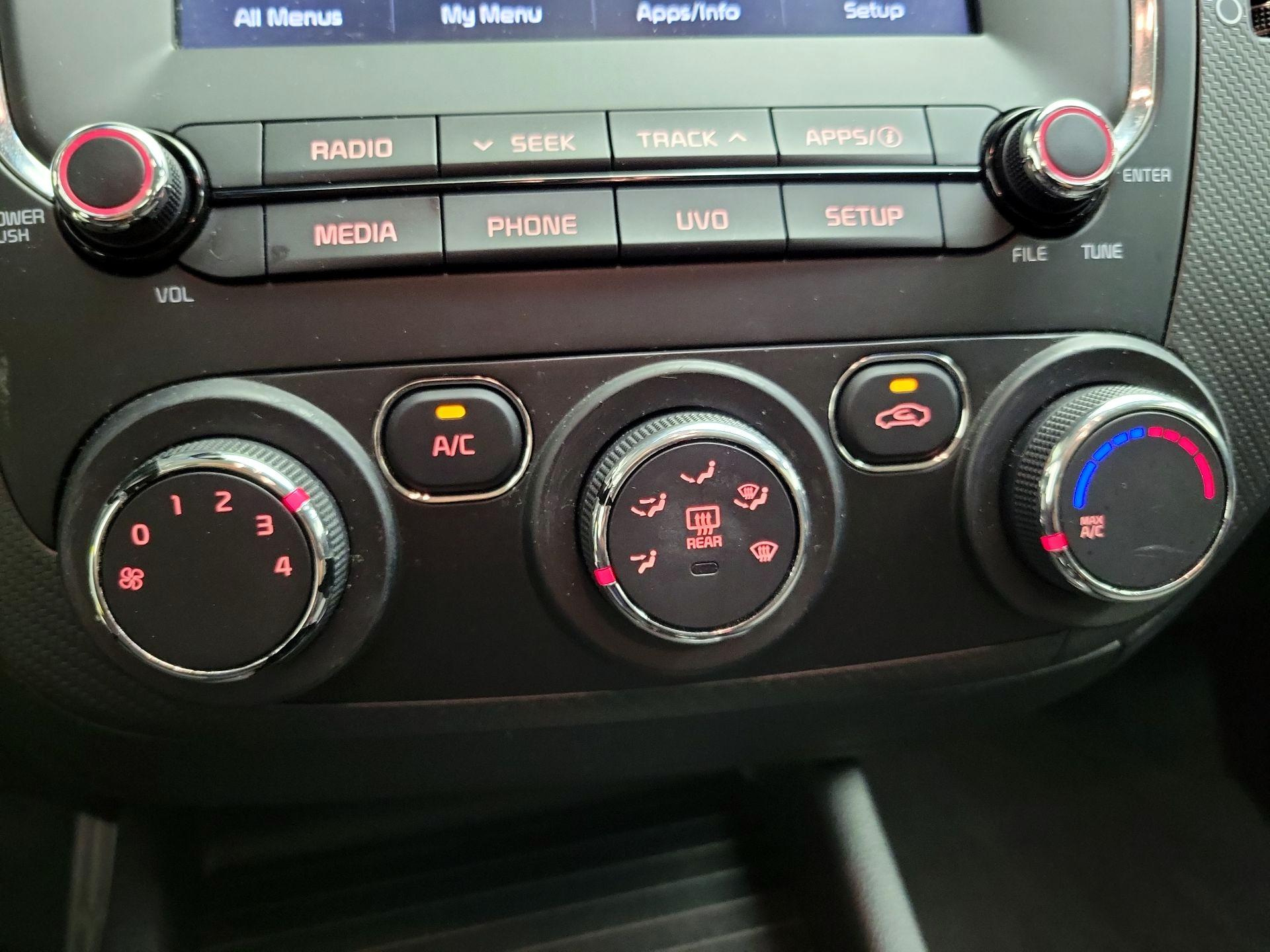 Thumbnail: 2017 Kia Forte - 16