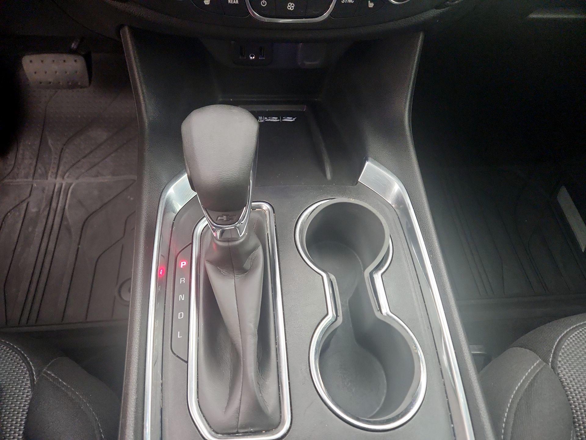 Thumbnail: 2023 Chevrolet Traverse - 17