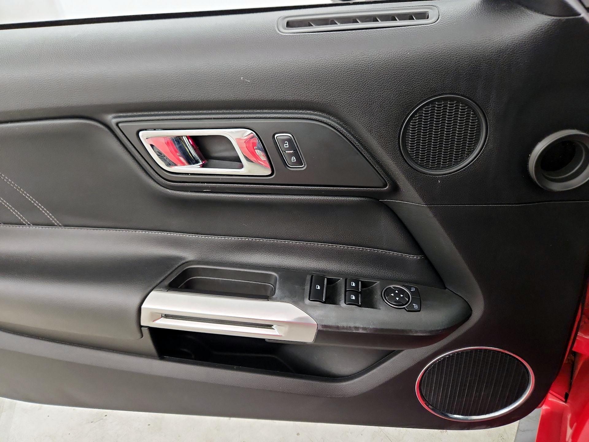 Thumbnail: 2017 Ford Mustang - 12