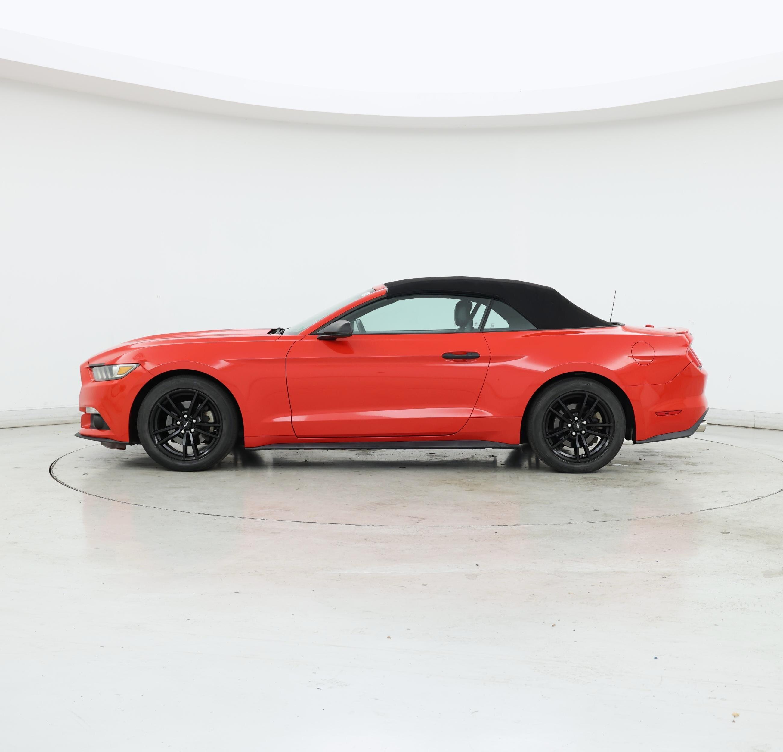 Thumbnail: 2017 Ford Mustang - 3