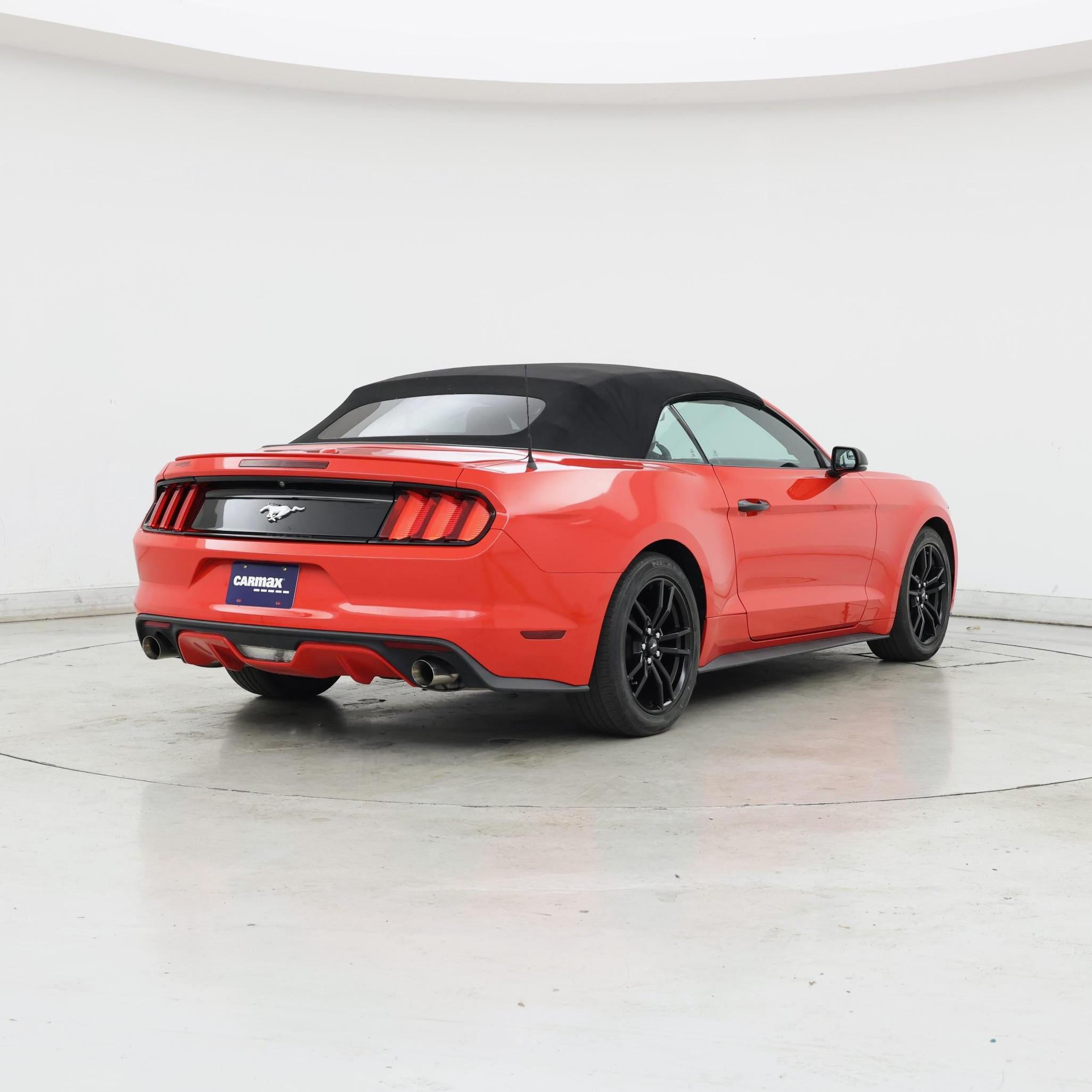 Thumbnail: 2017 Ford Mustang - 8