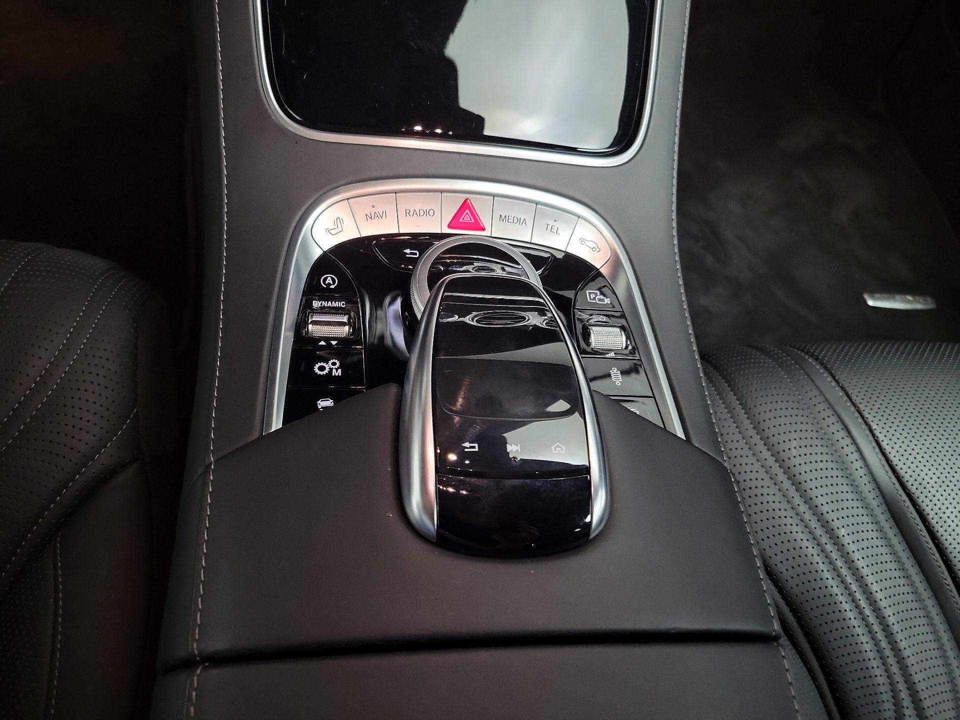 Thumbnail: 2020 Mercedes-Benz S-Class - 18