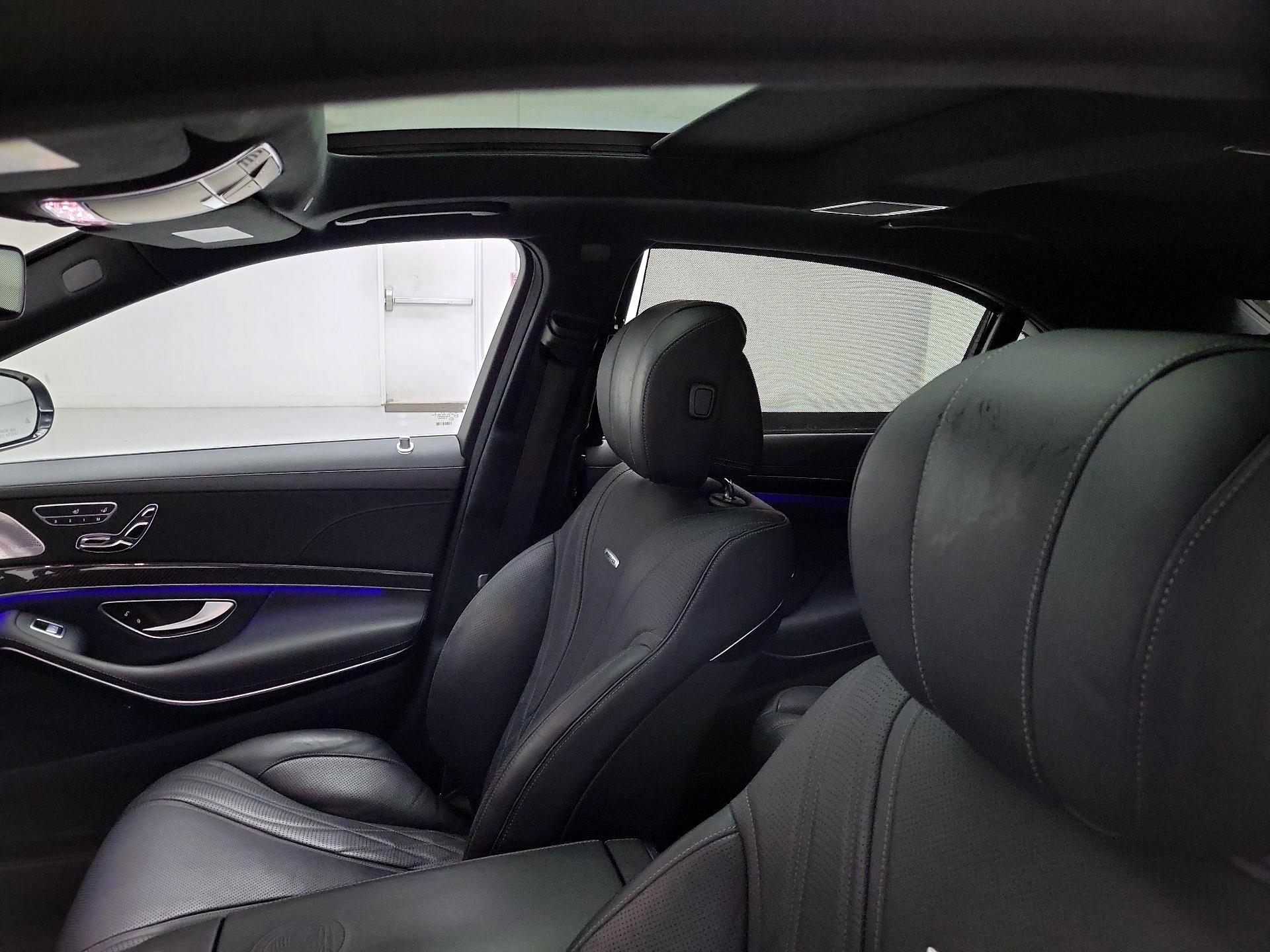 Thumbnail: 2020 Mercedes-Benz S-Class - 20