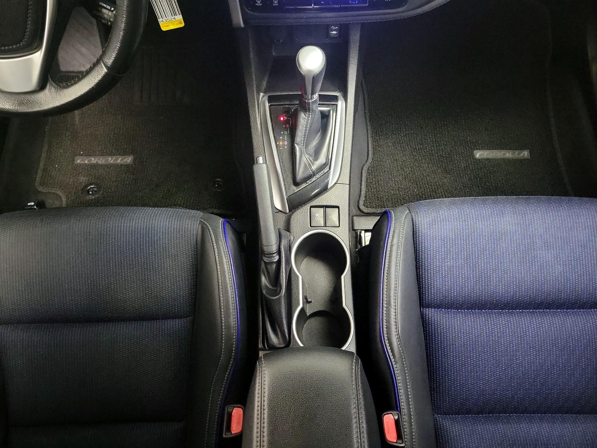 Thumbnail: 2019 Toyota Corolla - 17