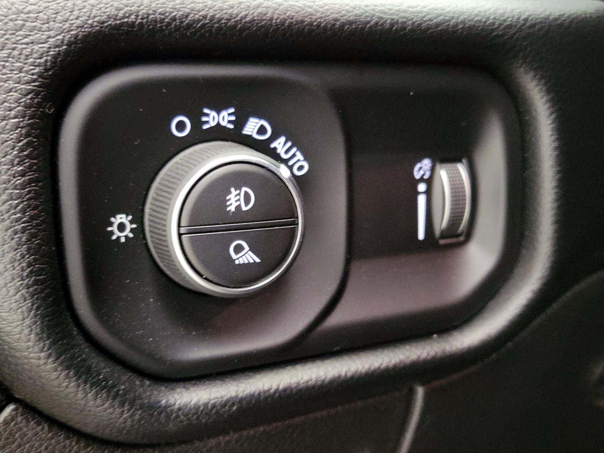 Thumbnail: 2020 RAM 1500 - 13