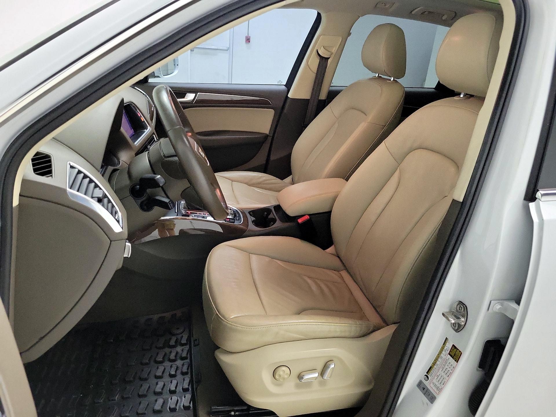 Thumbnail: 2017 Audi Q5 - 11