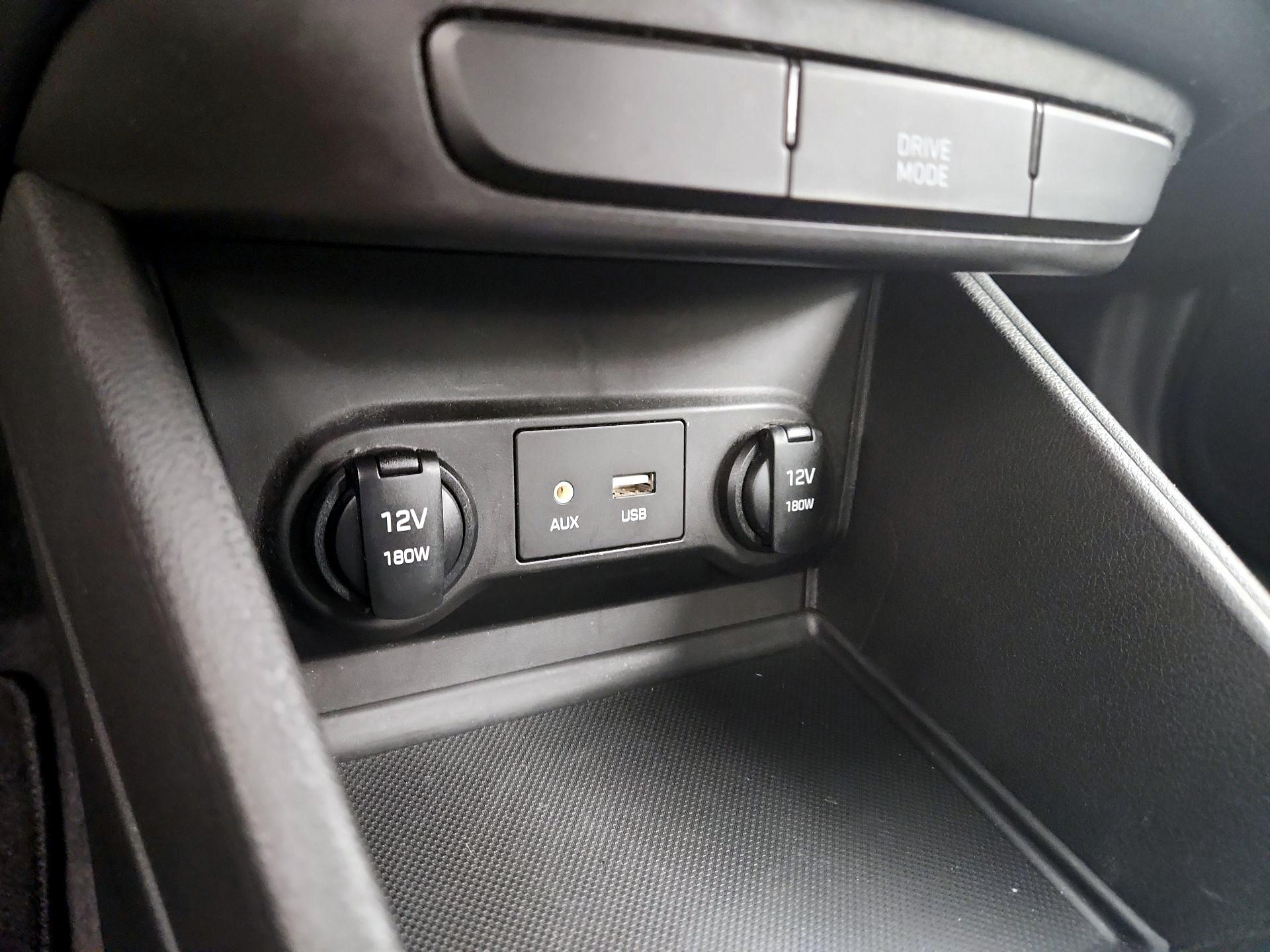 Thumbnail: 2022 Hyundai Accent - 18