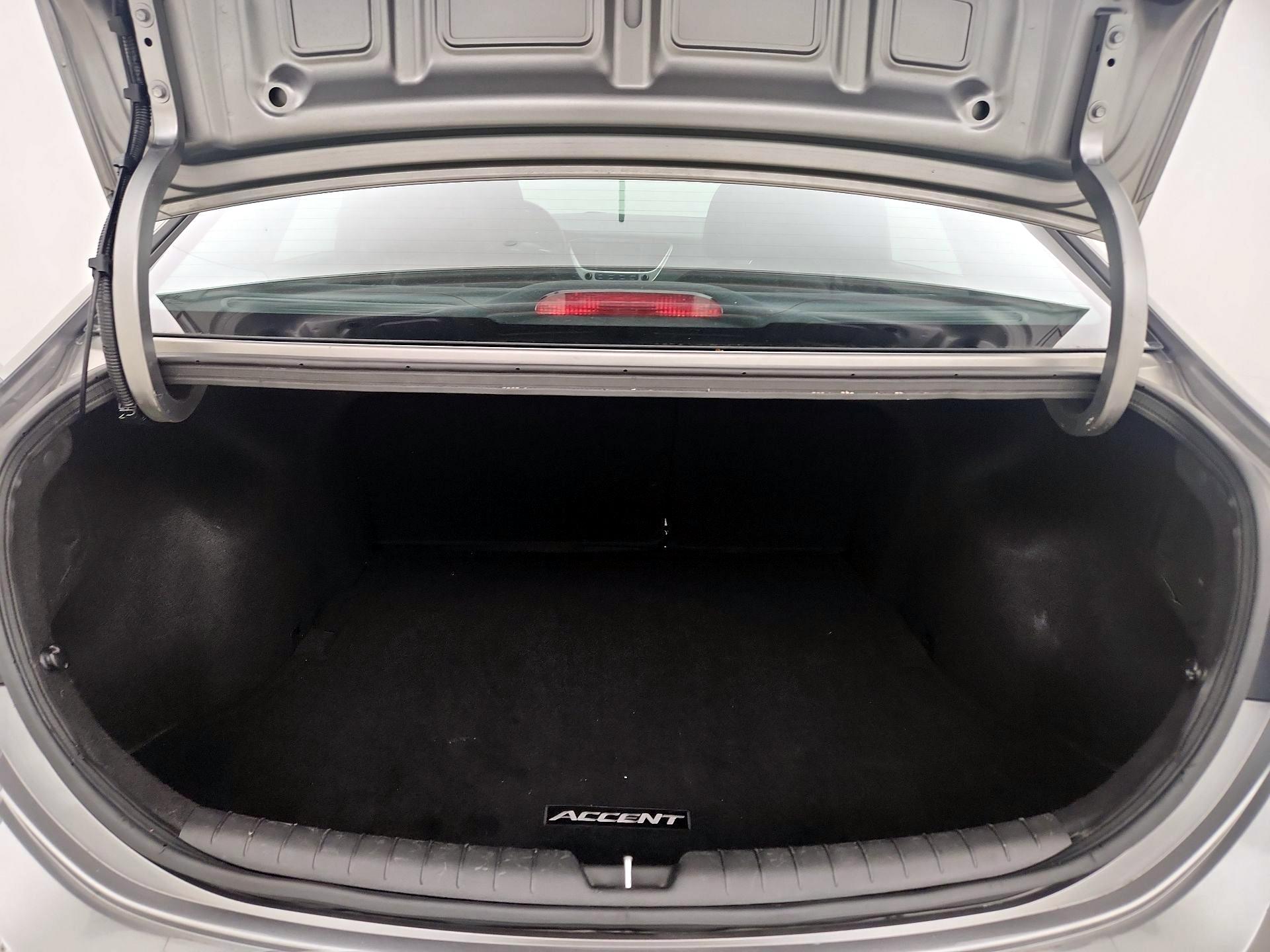 Thumbnail: 2022 Hyundai Accent - 20