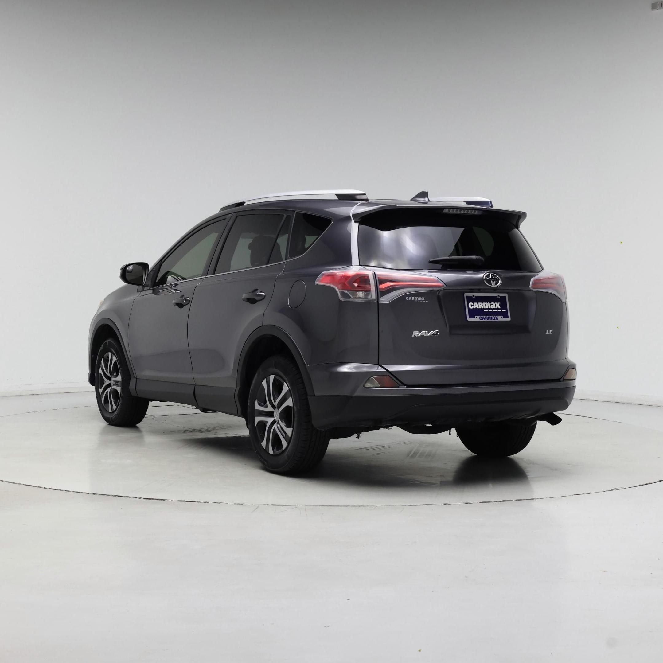 Thumbnail: 2016 Toyota RAV4 - 2
