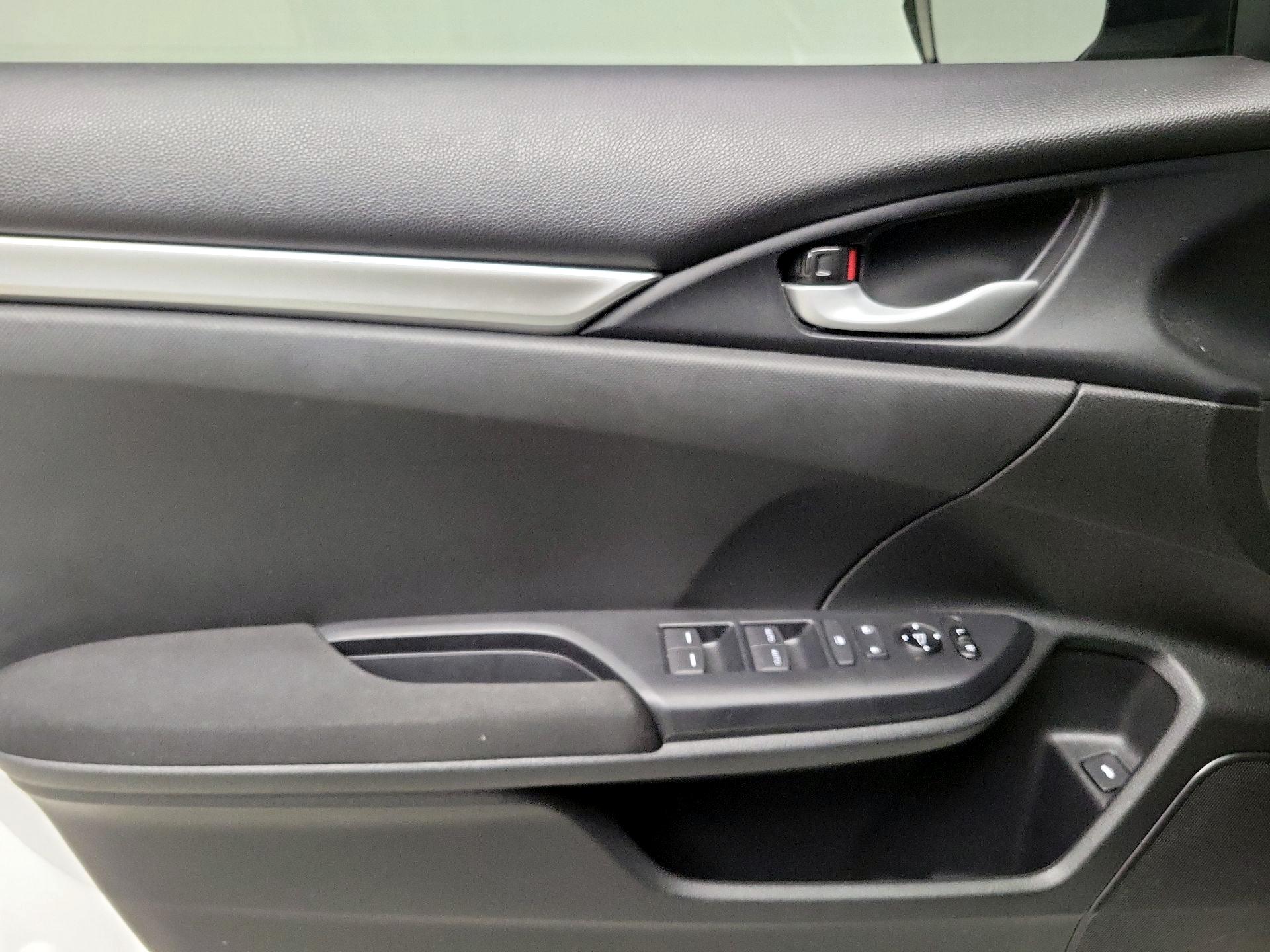 Thumbnail: 2019 Honda Civic - 12